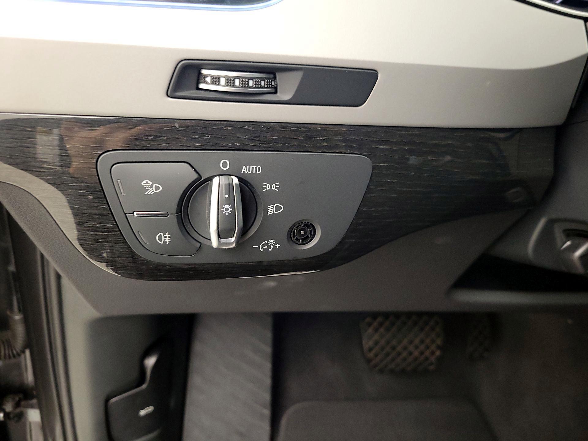 Thumbnail: 2019 Audi Q7 - 13