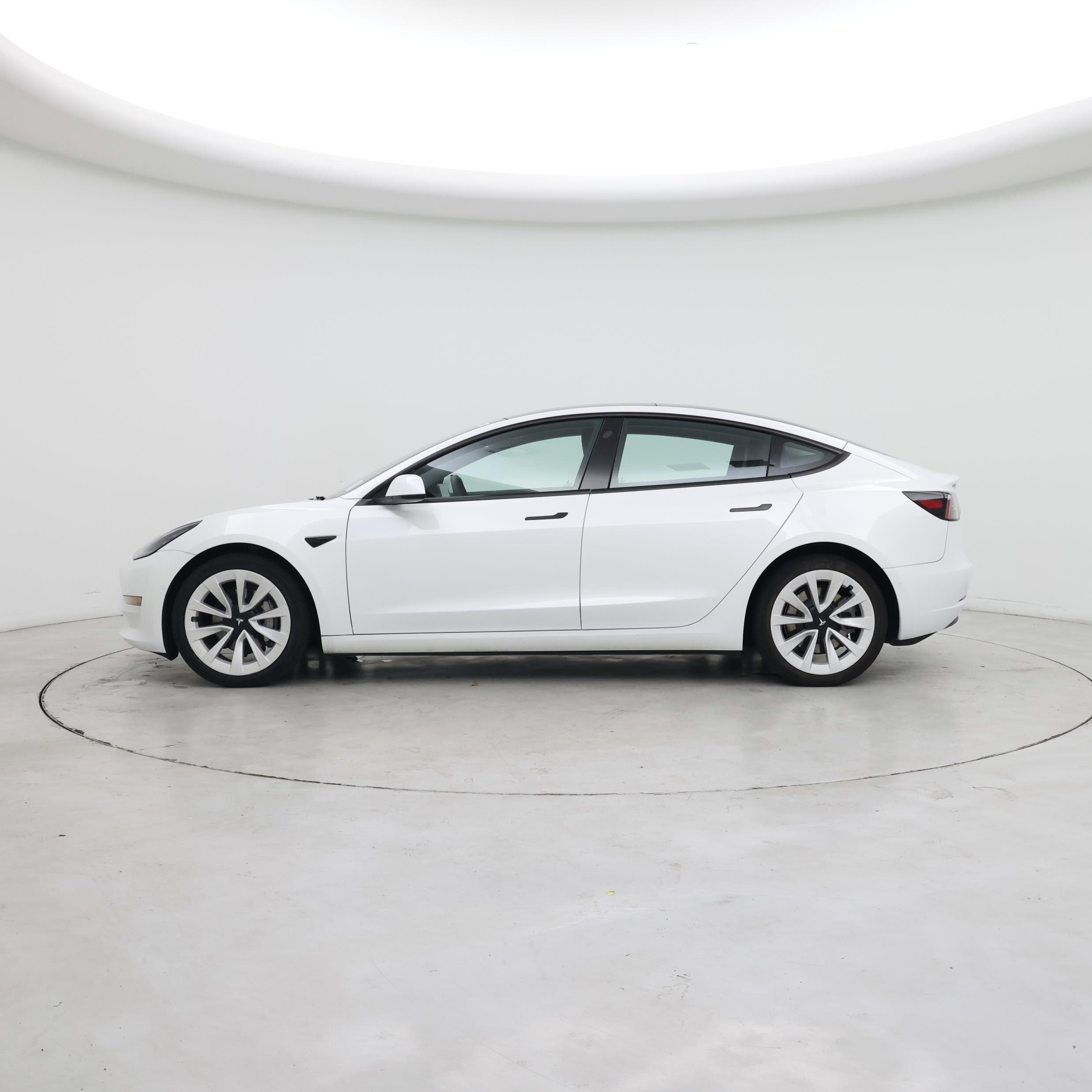 Thumbnail: 2022 Tesla Model 3 - 3