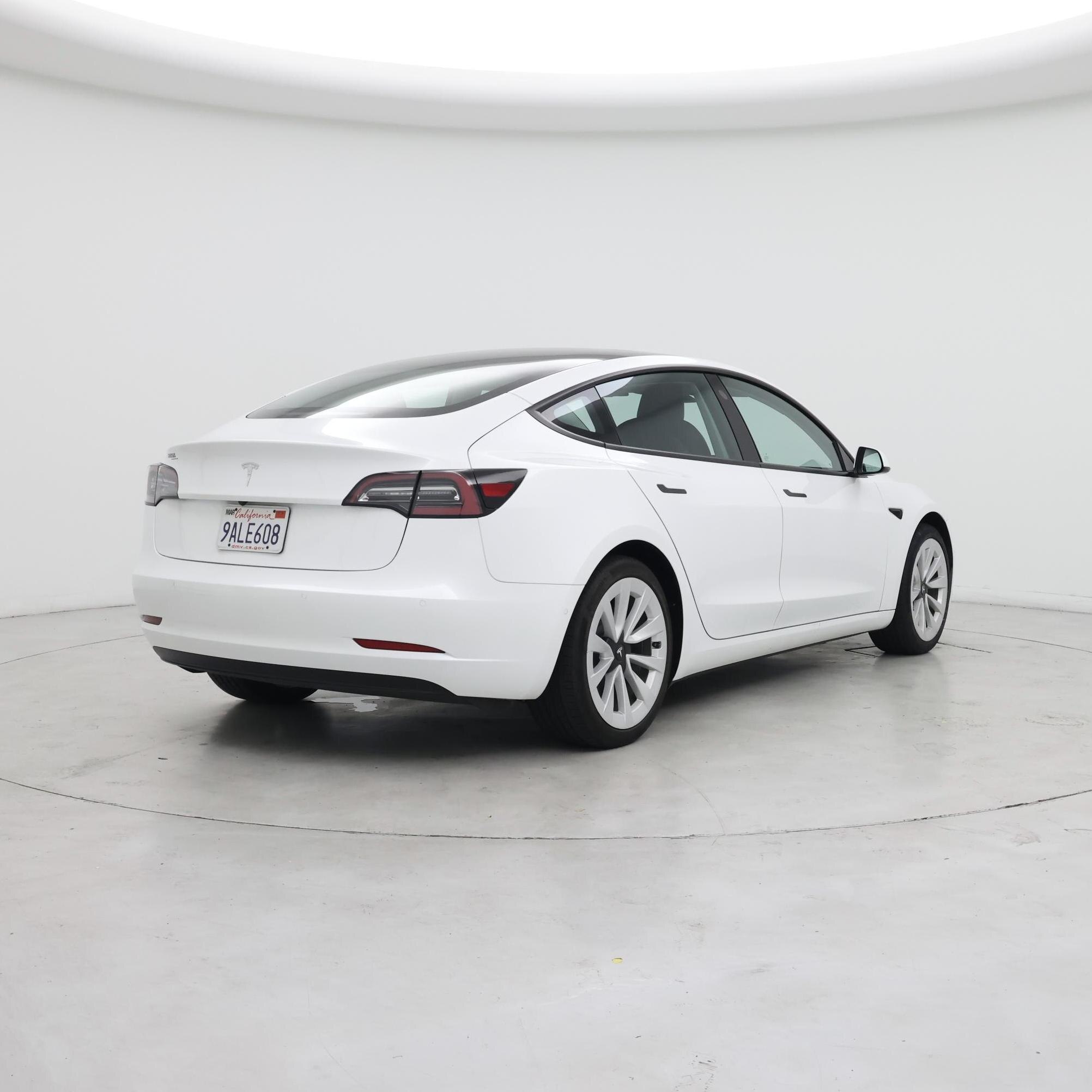 Thumbnail: 2022 Tesla Model 3 - 8