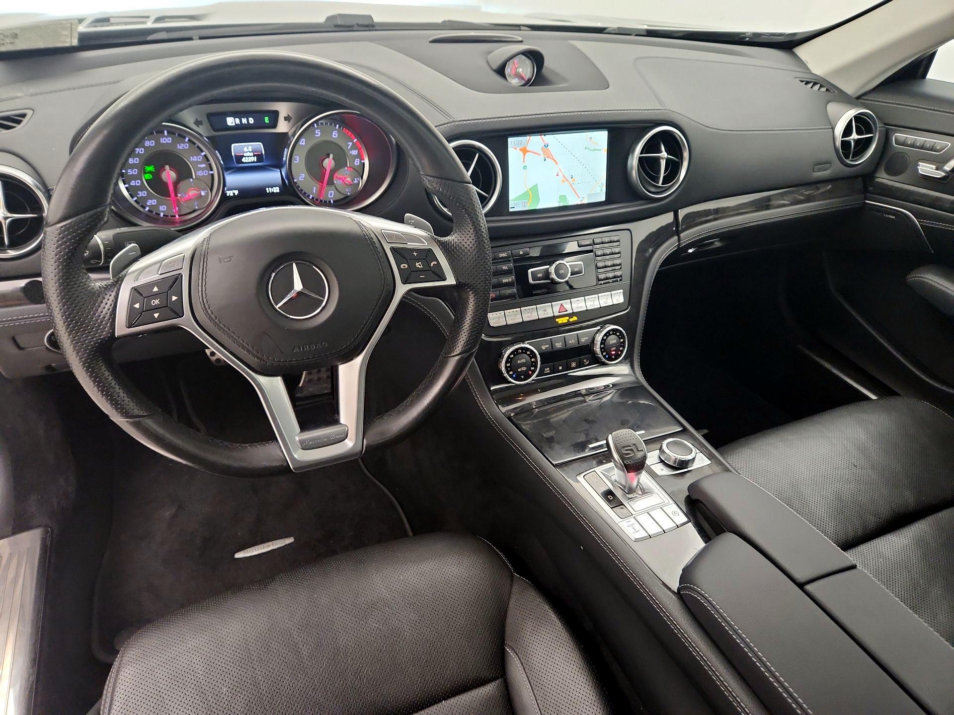 Thumbnail: 2016 Mercedes-Benz SL-Class - 9