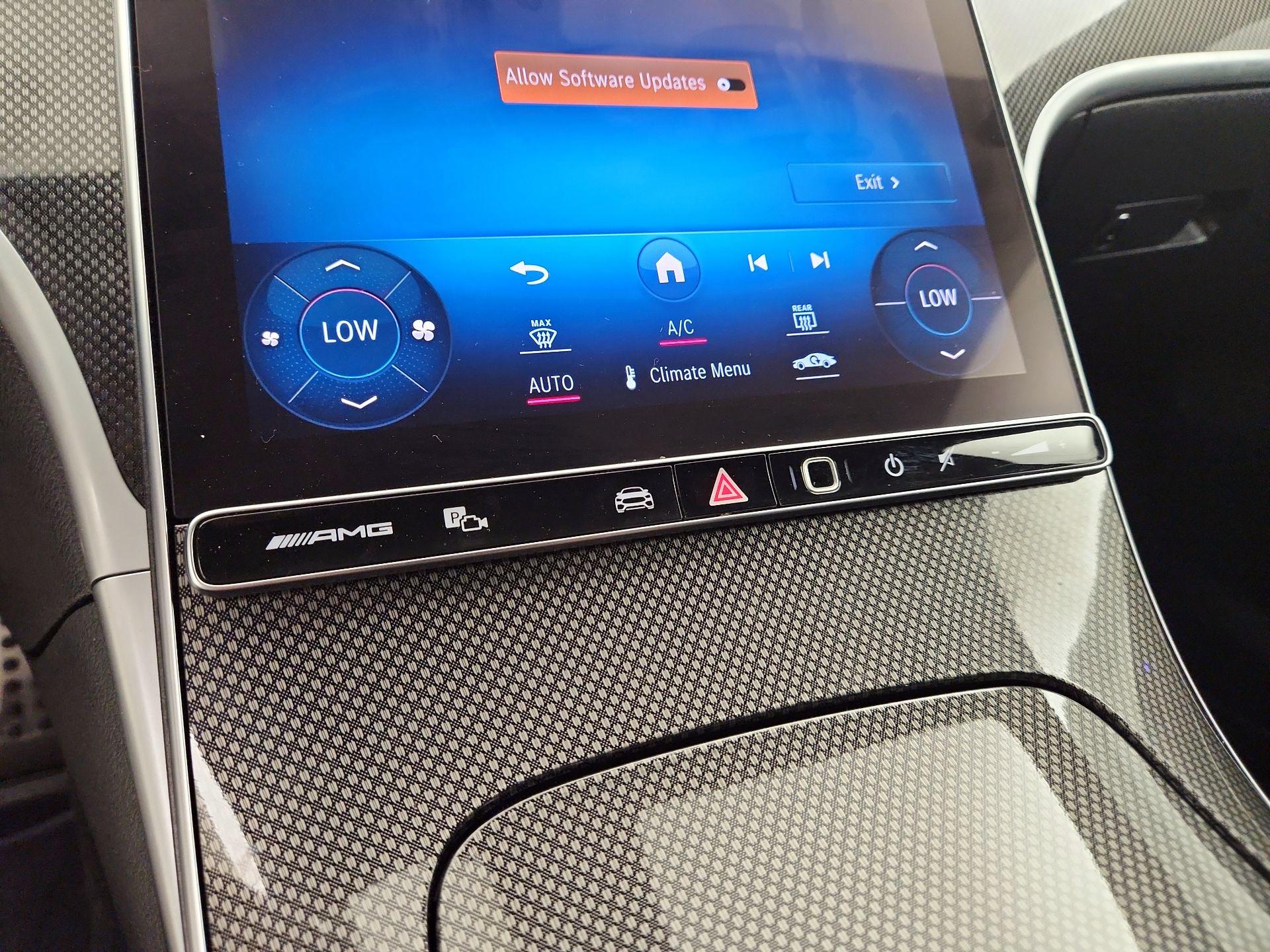 Thumbnail: 2024 Mercedes-Benz C-Class - 17