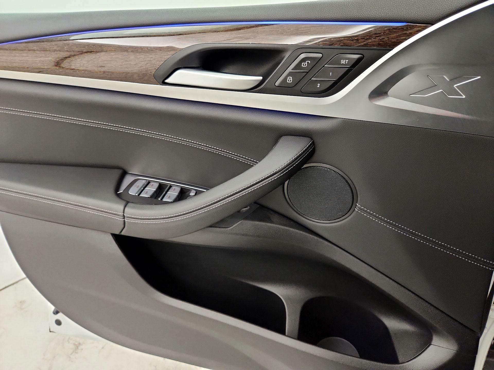 Thumbnail: 2022 BMW X3 - 12