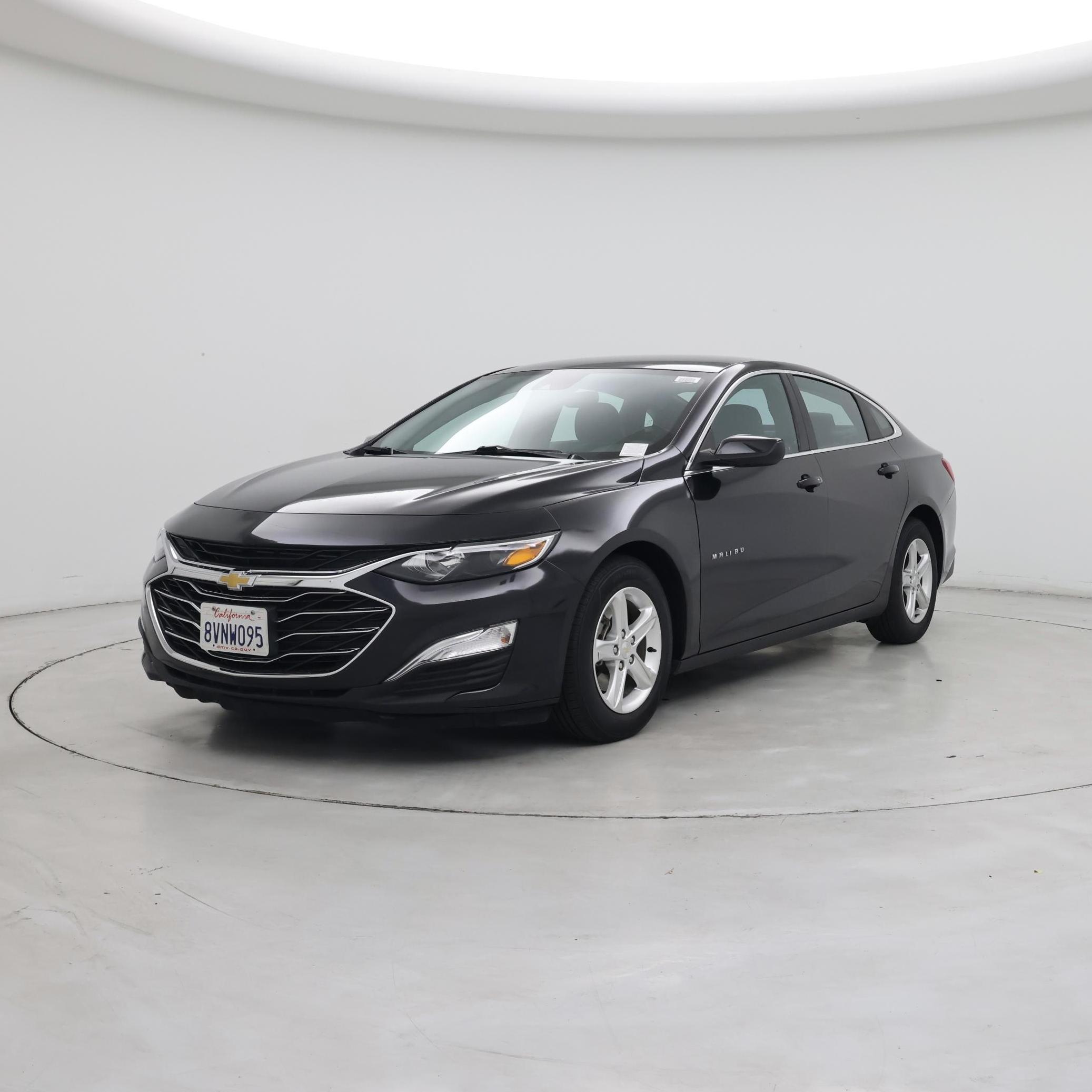 Thumbnail: 2021 Chevrolet Malibu - 4