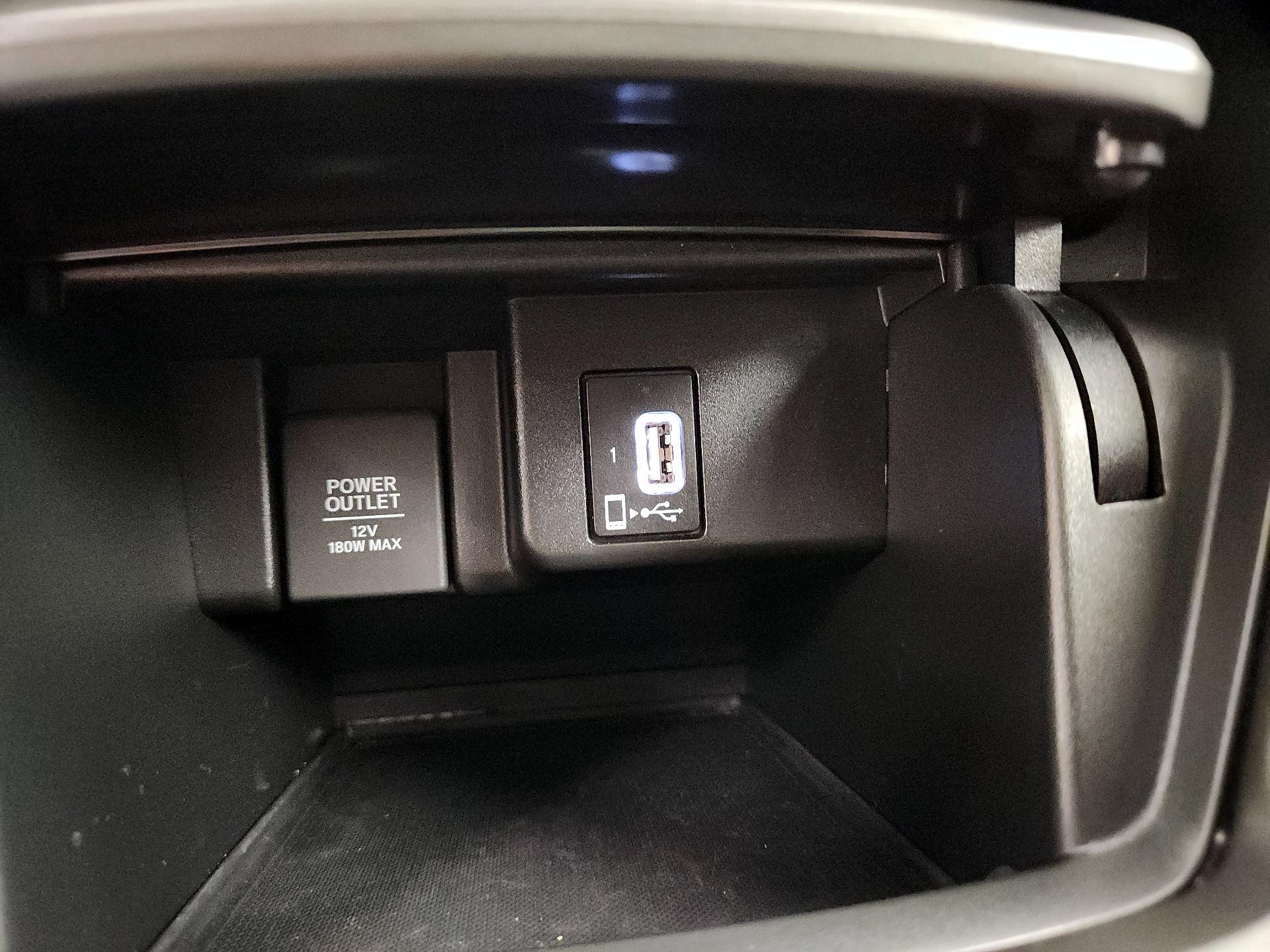 Thumbnail: 2019 Honda Accord - 18