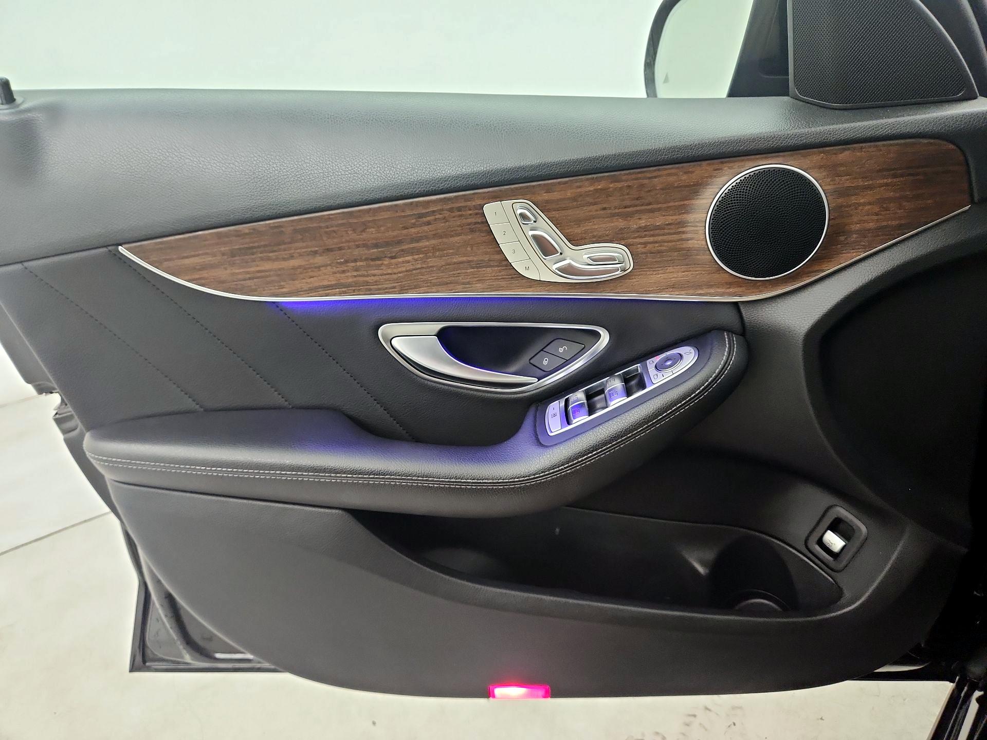 Thumbnail: 2019 Mercedes-Benz C-Class - 12