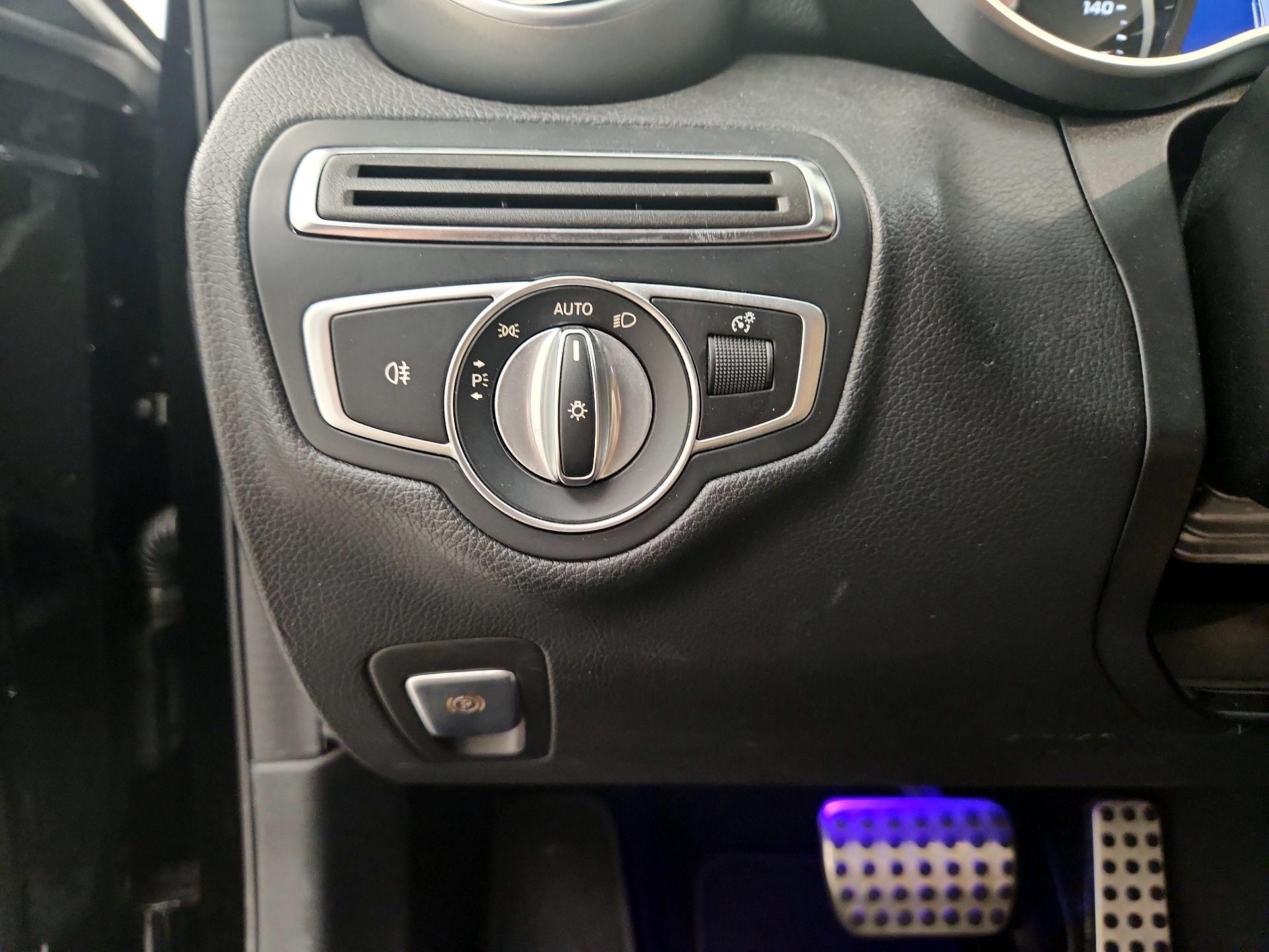 Thumbnail: 2019 Mercedes-Benz C-Class - 13