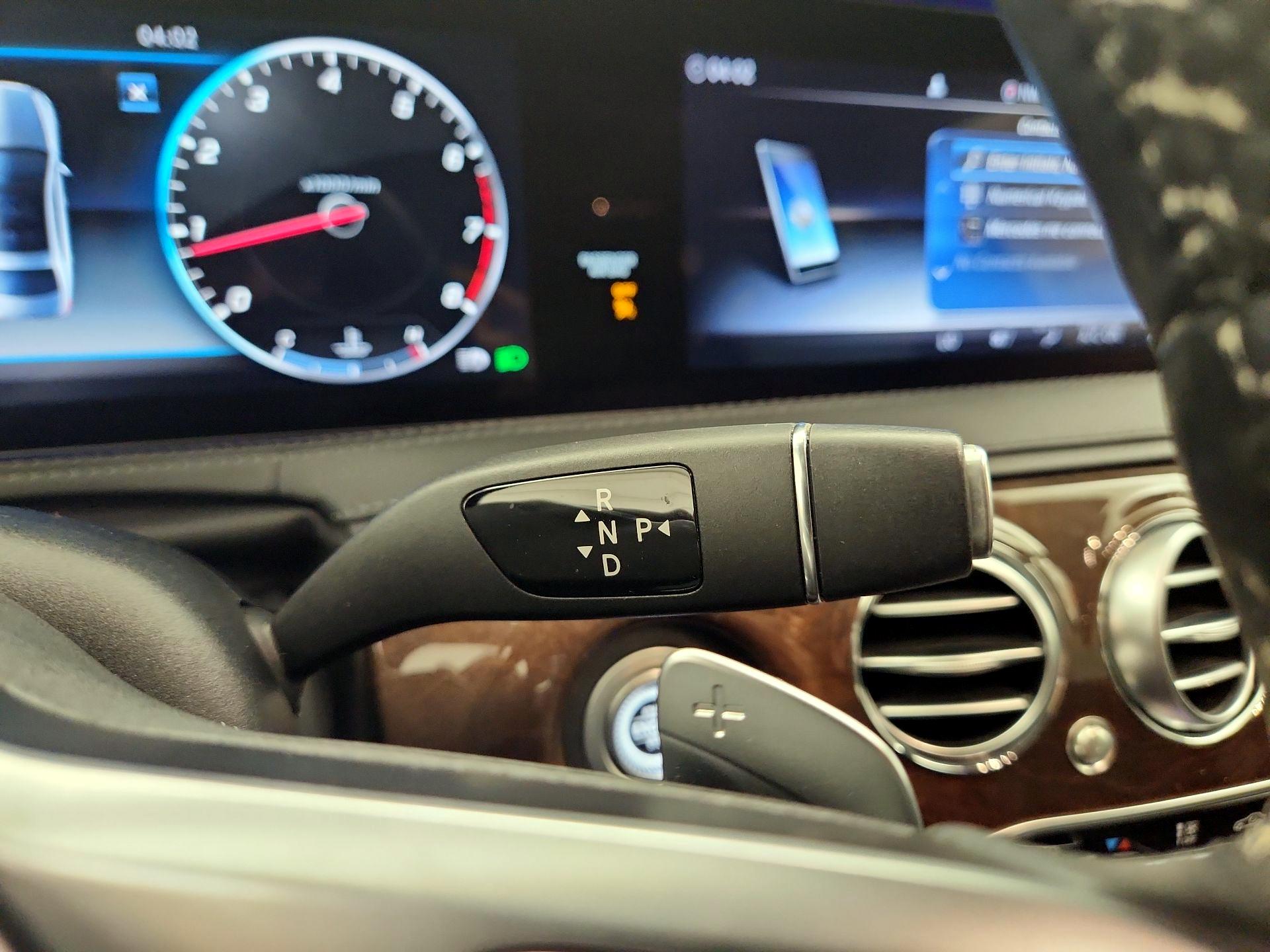Thumbnail: 2019 Mercedes-Benz S-Class - 18