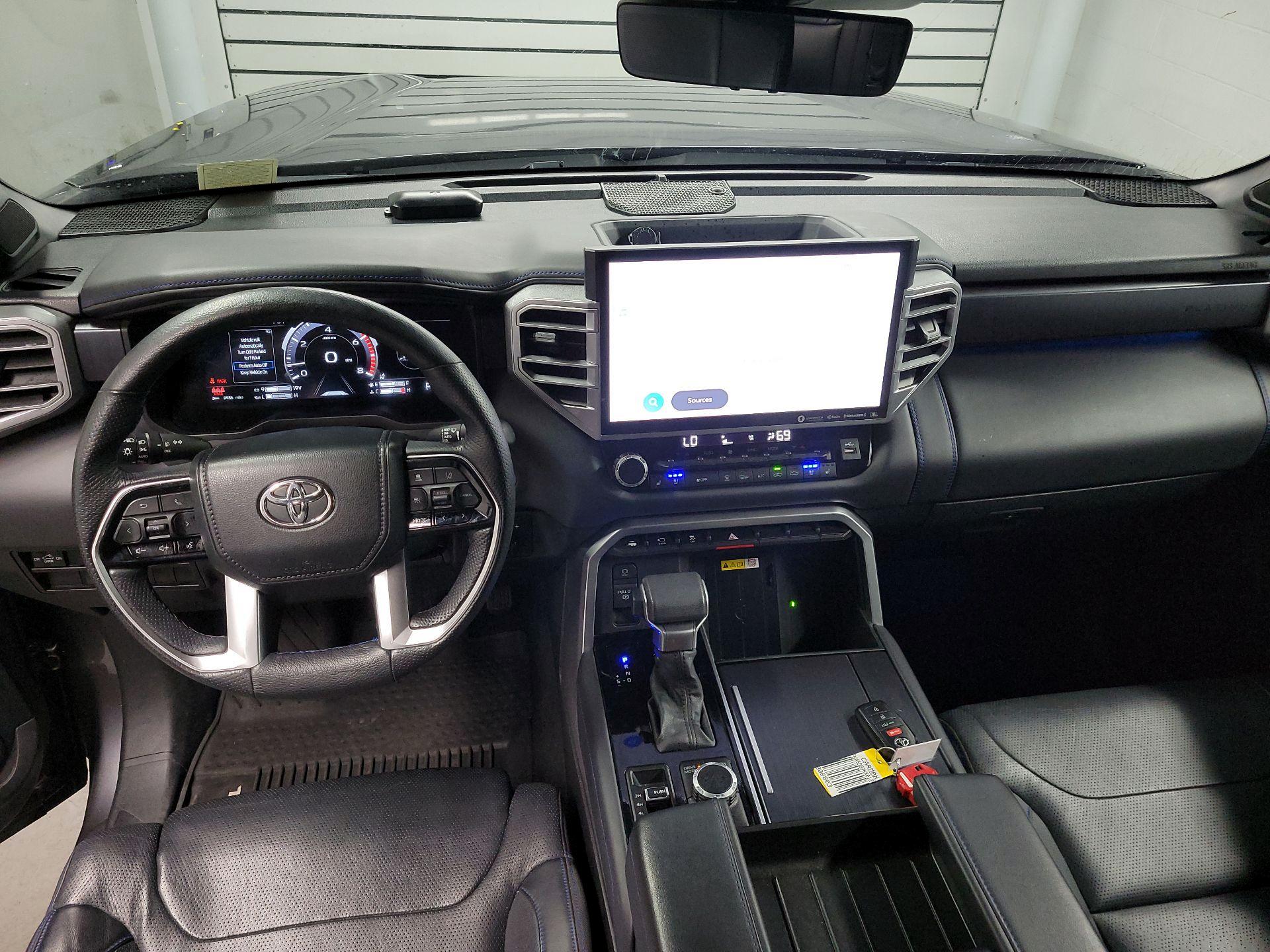 Thumbnail: 2022 Toyota Tundra - 9