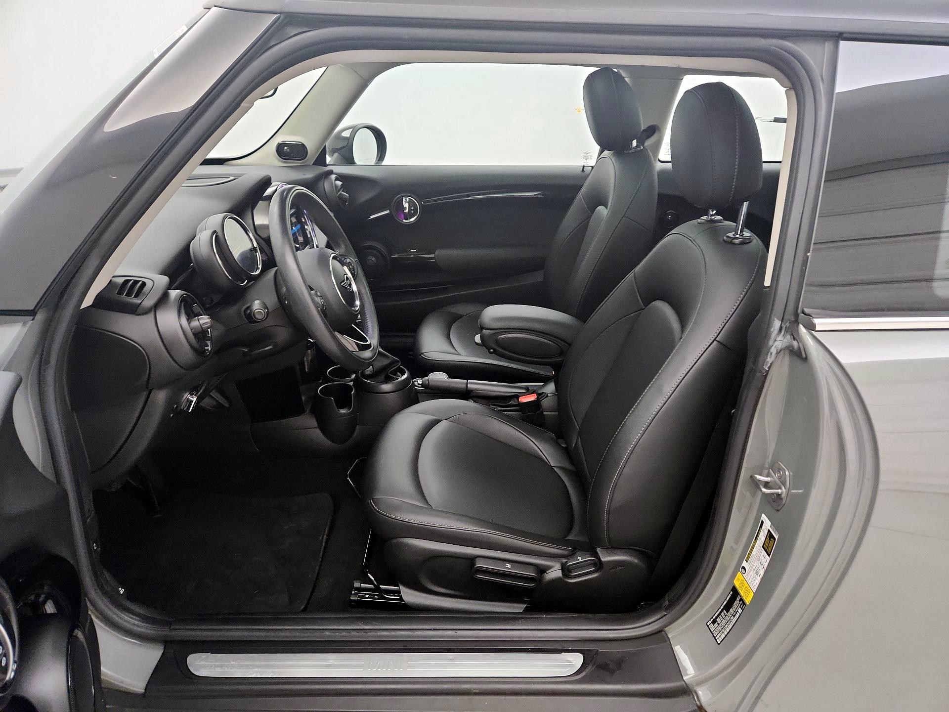 Thumbnail: 2019 MINI Cooper Hardtop - 11