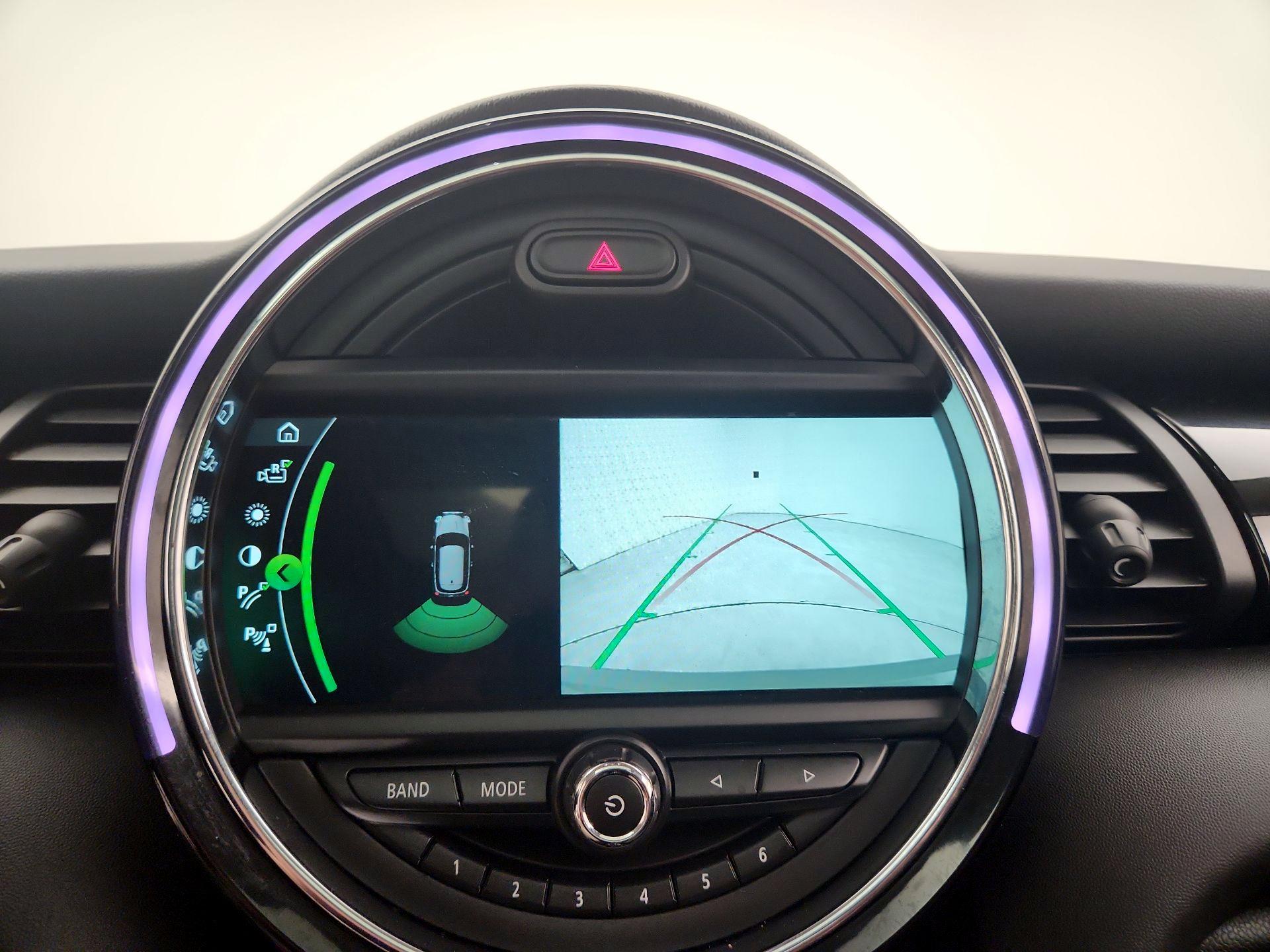 Thumbnail: 2019 MINI Cooper Hardtop - 15