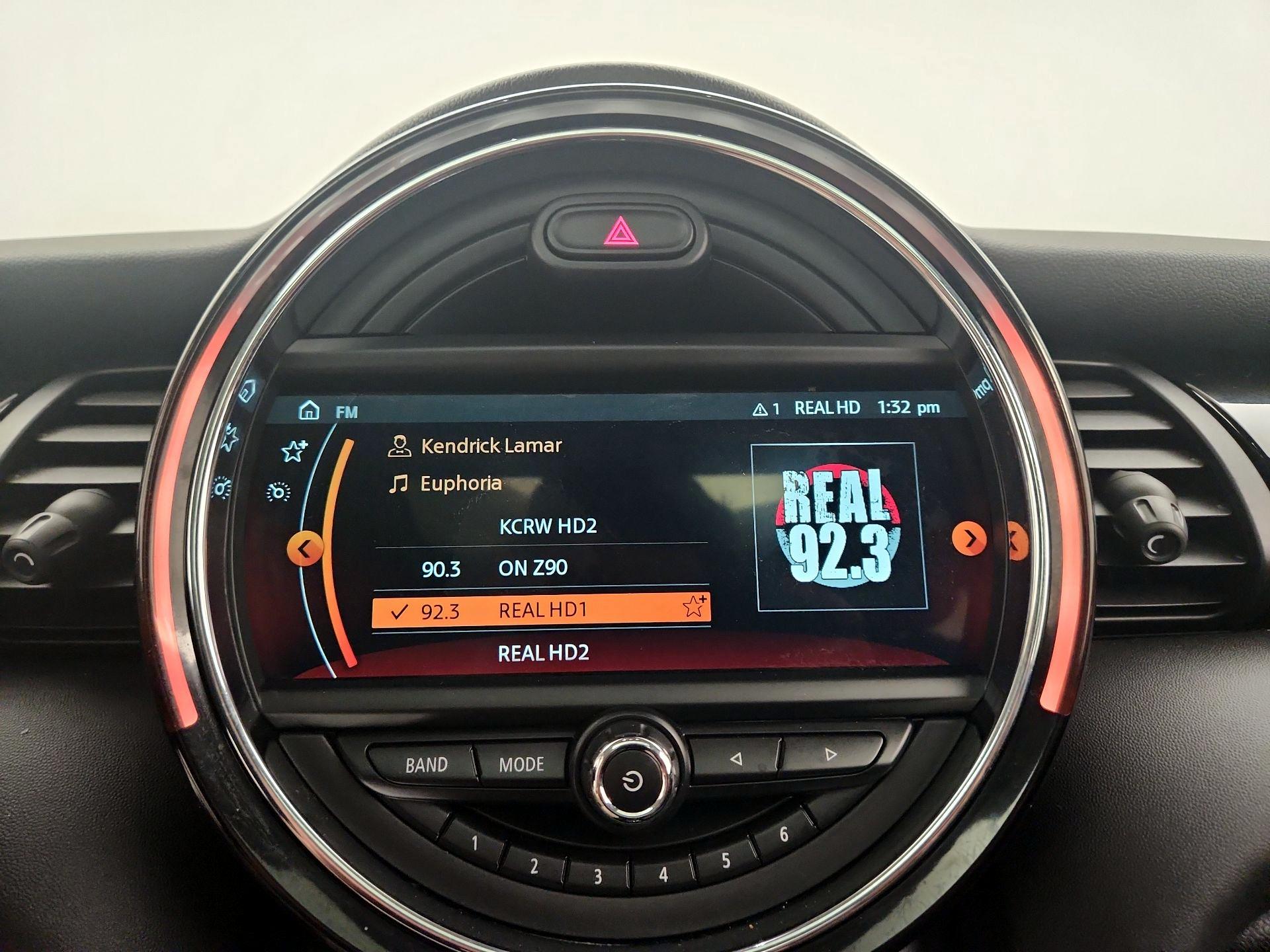 Thumbnail: 2019 MINI Cooper Hardtop - 16