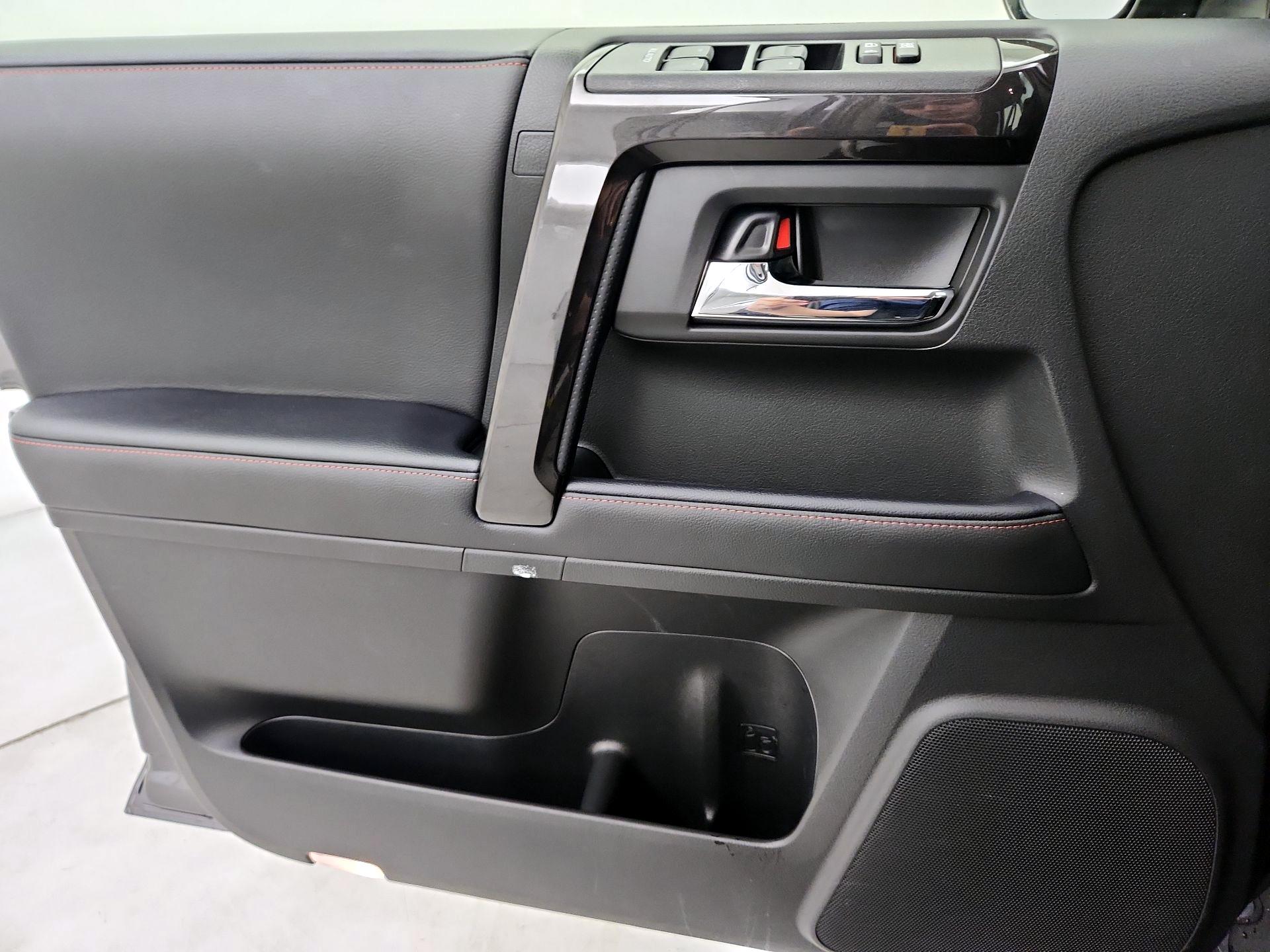 Thumbnail: 2023 Toyota 4Runner - 12