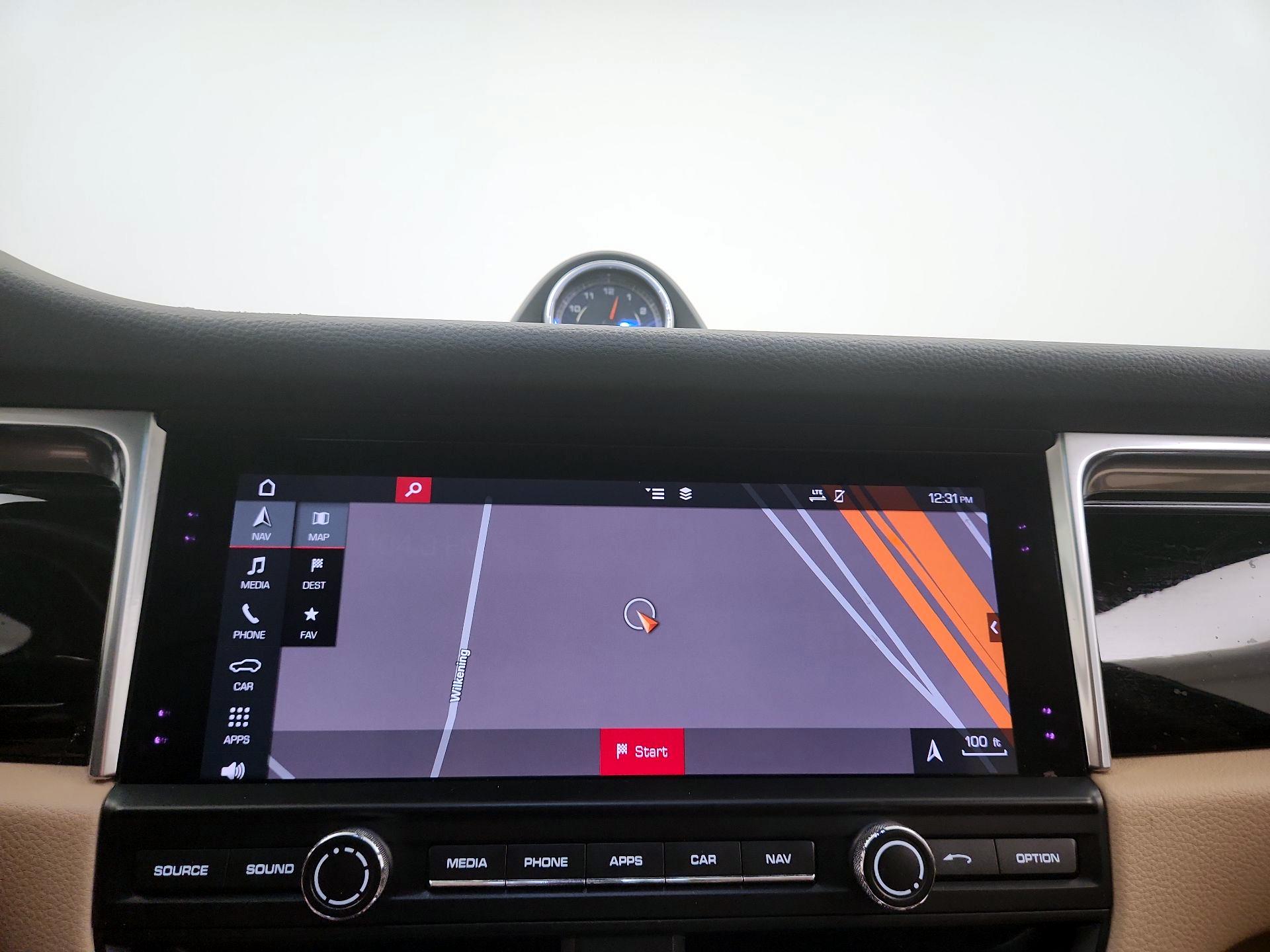 Thumbnail: 2019 Porsche Macan - 14
