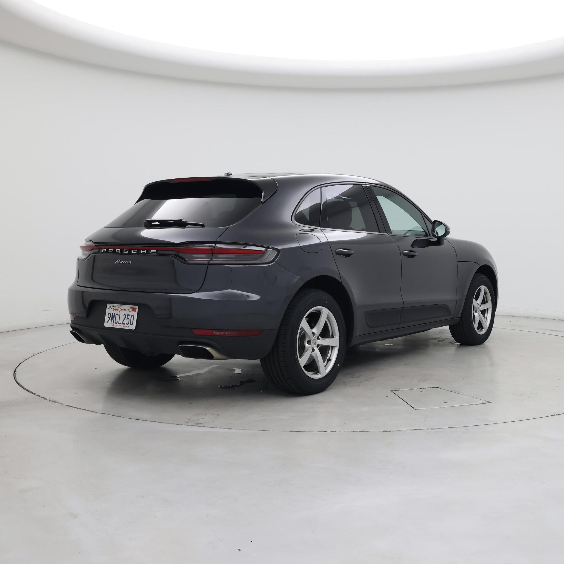 Thumbnail: 2019 Porsche Macan - 8