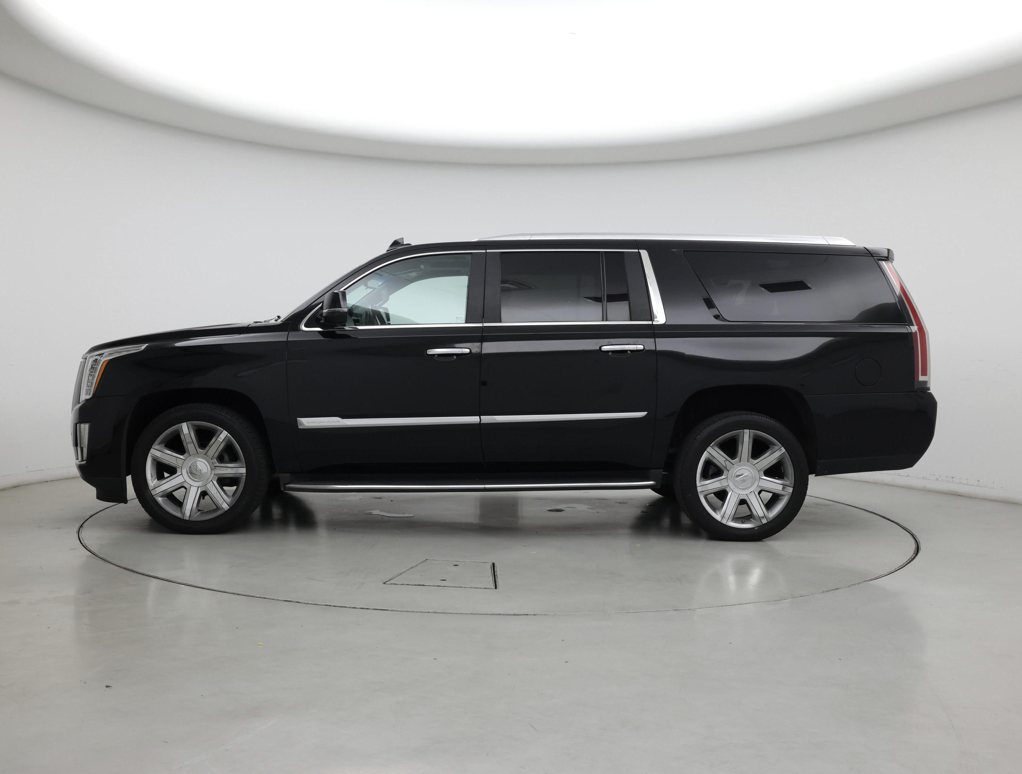 Thumbnail: 2019 Cadillac Escalade - 3