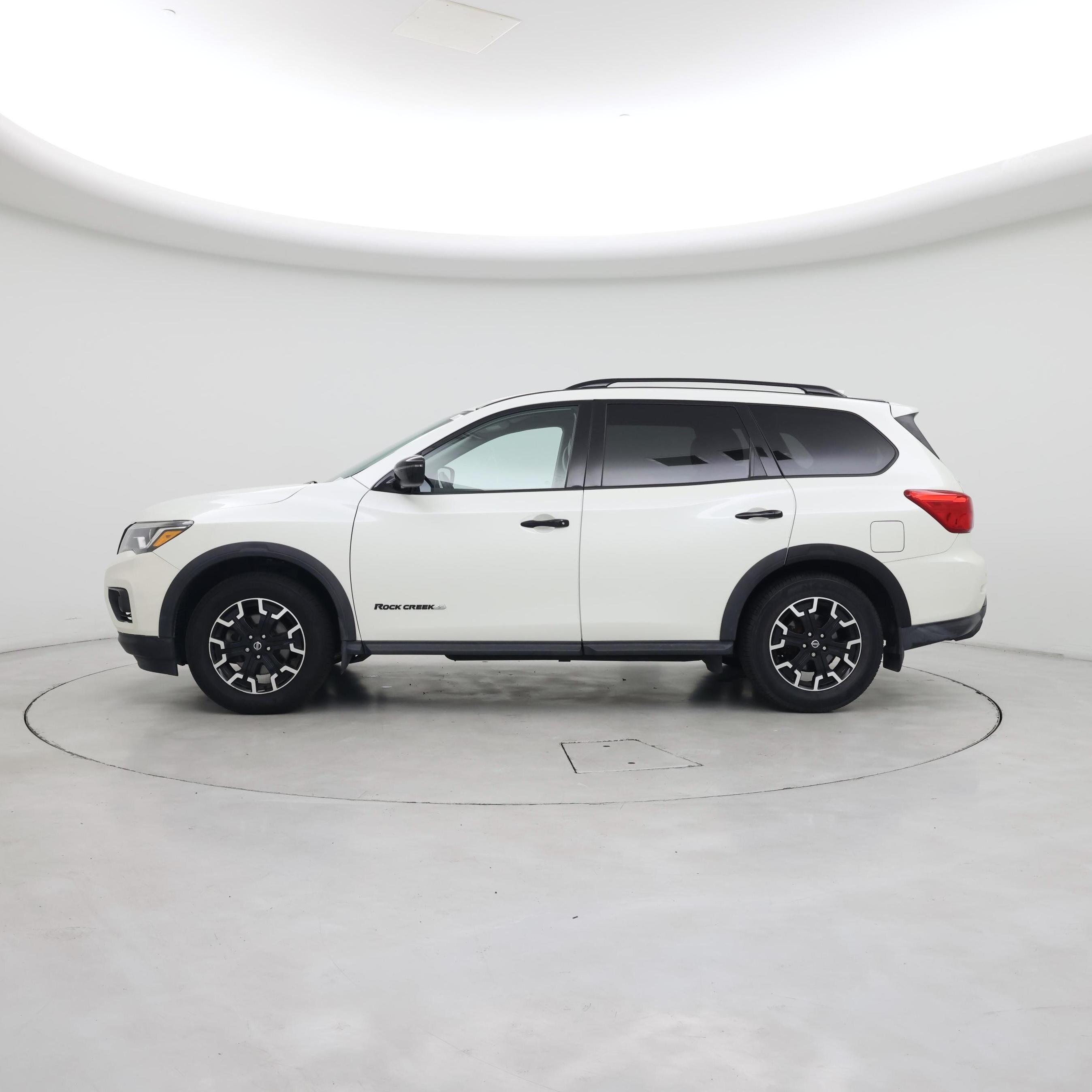 Thumbnail: 2019 Nissan Pathfinder - 3