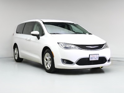 2017 Chrysler Pacifica Touring Plus