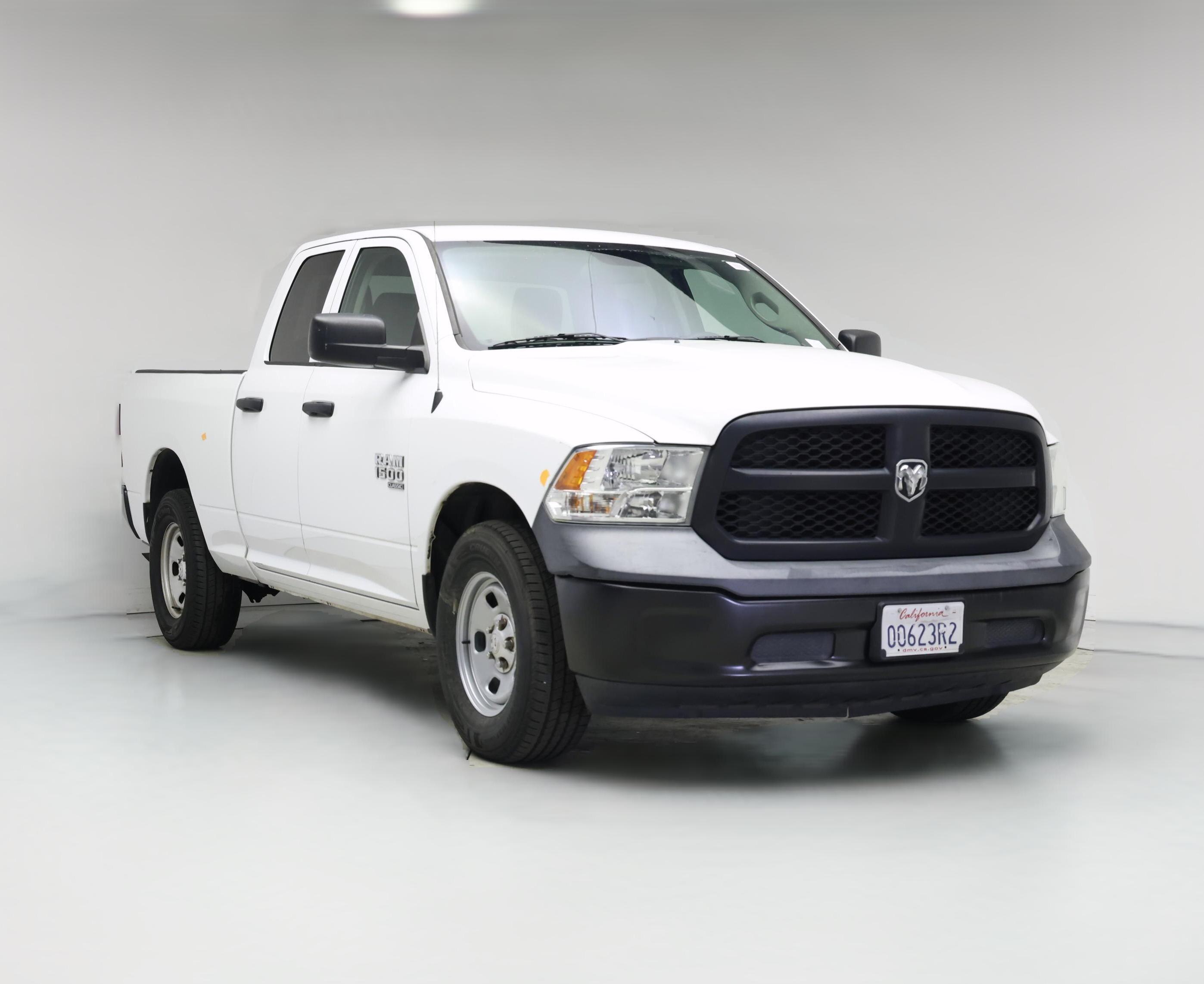 Thumbnail: 2019 RAM 1500 Classic - 1