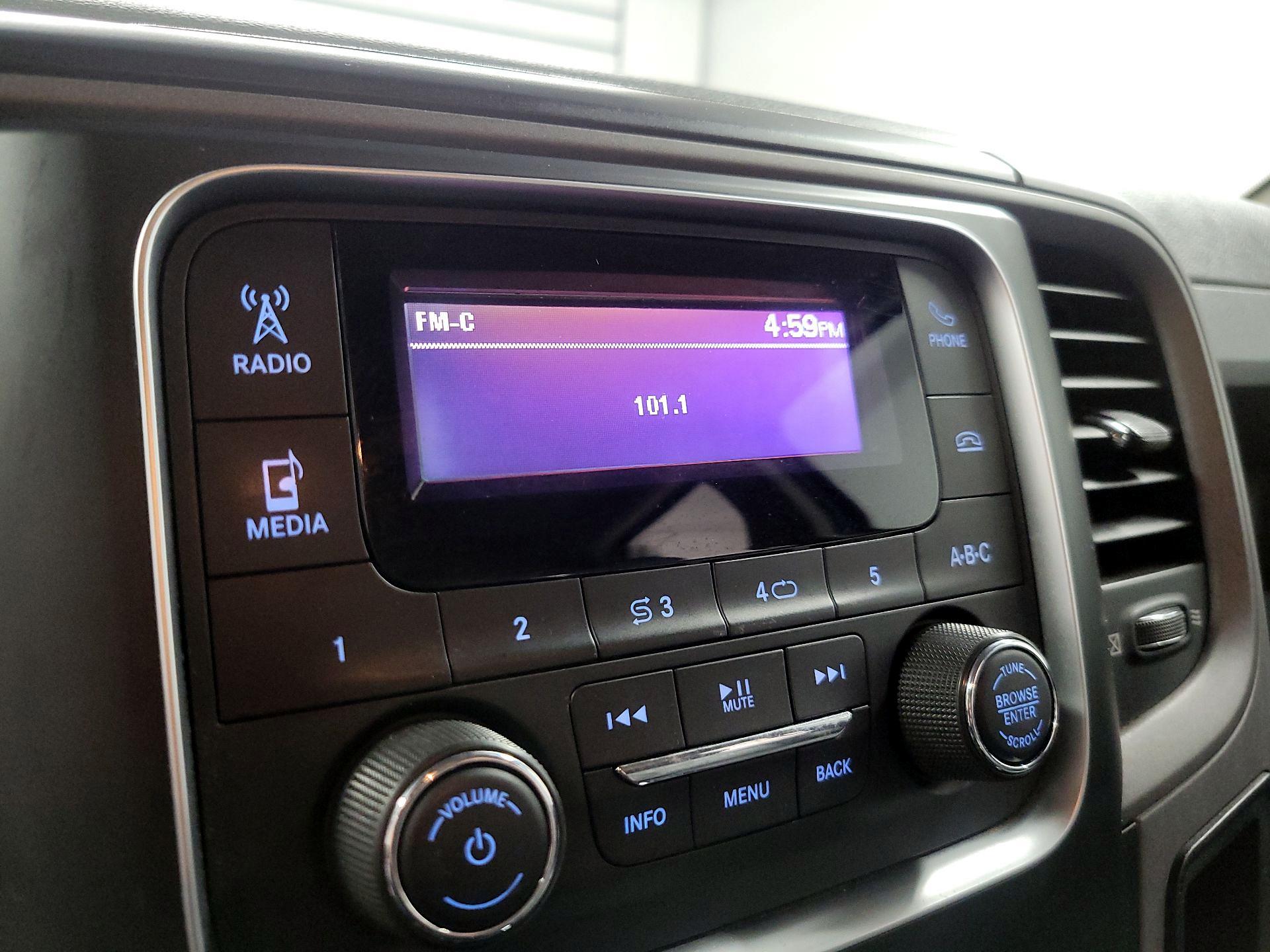 Thumbnail: 2019 RAM 1500 Classic - 15