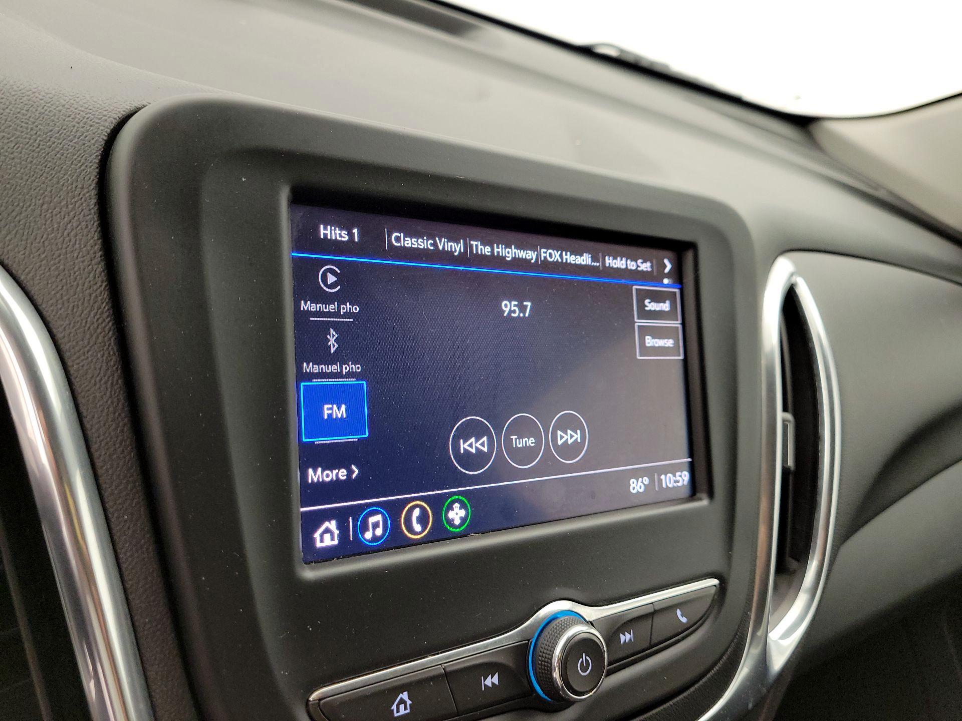 Thumbnail: 2022 Chevrolet Equinox - 15