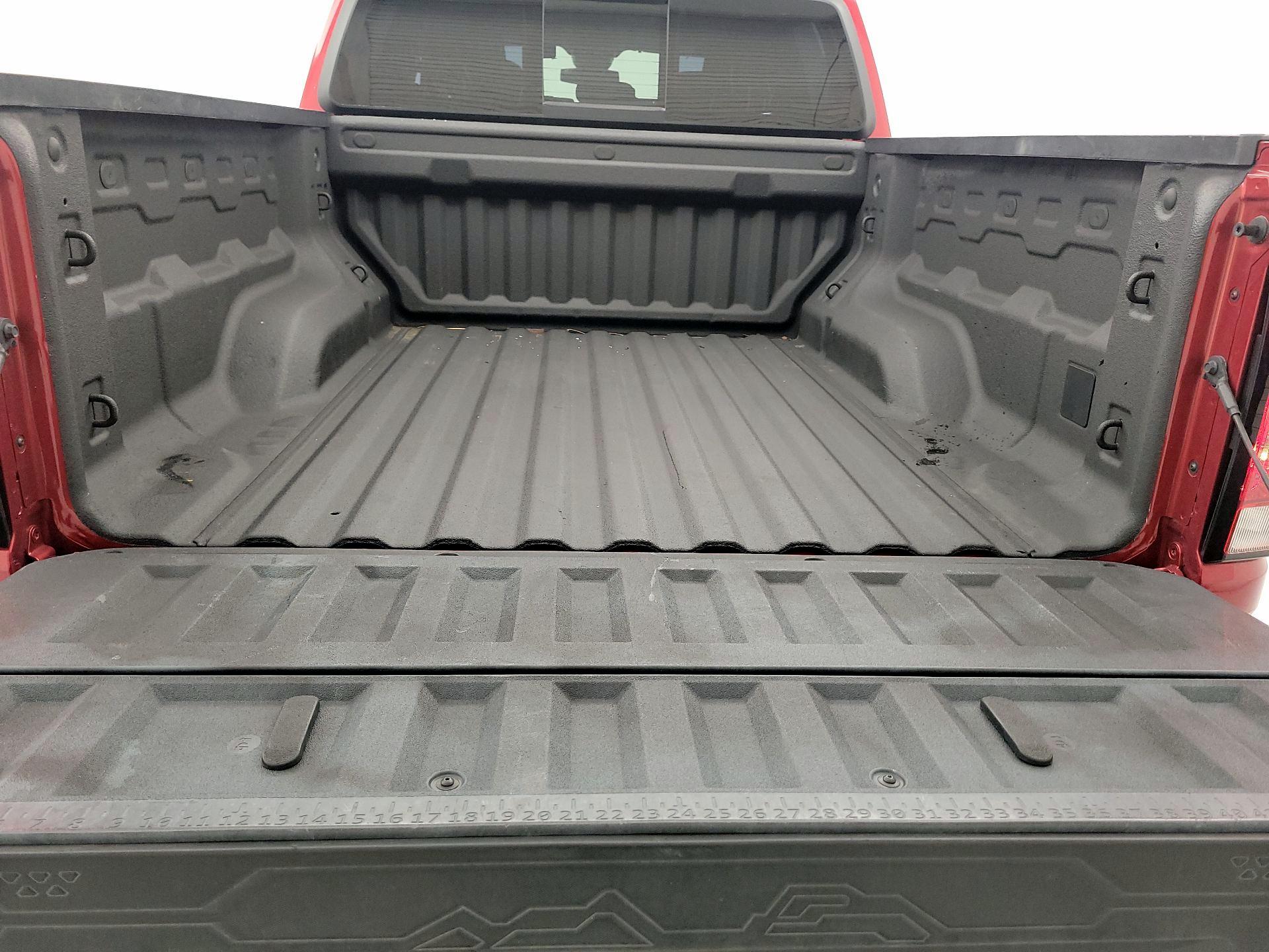 Thumbnail: 2023 Chevrolet Colorado - 20