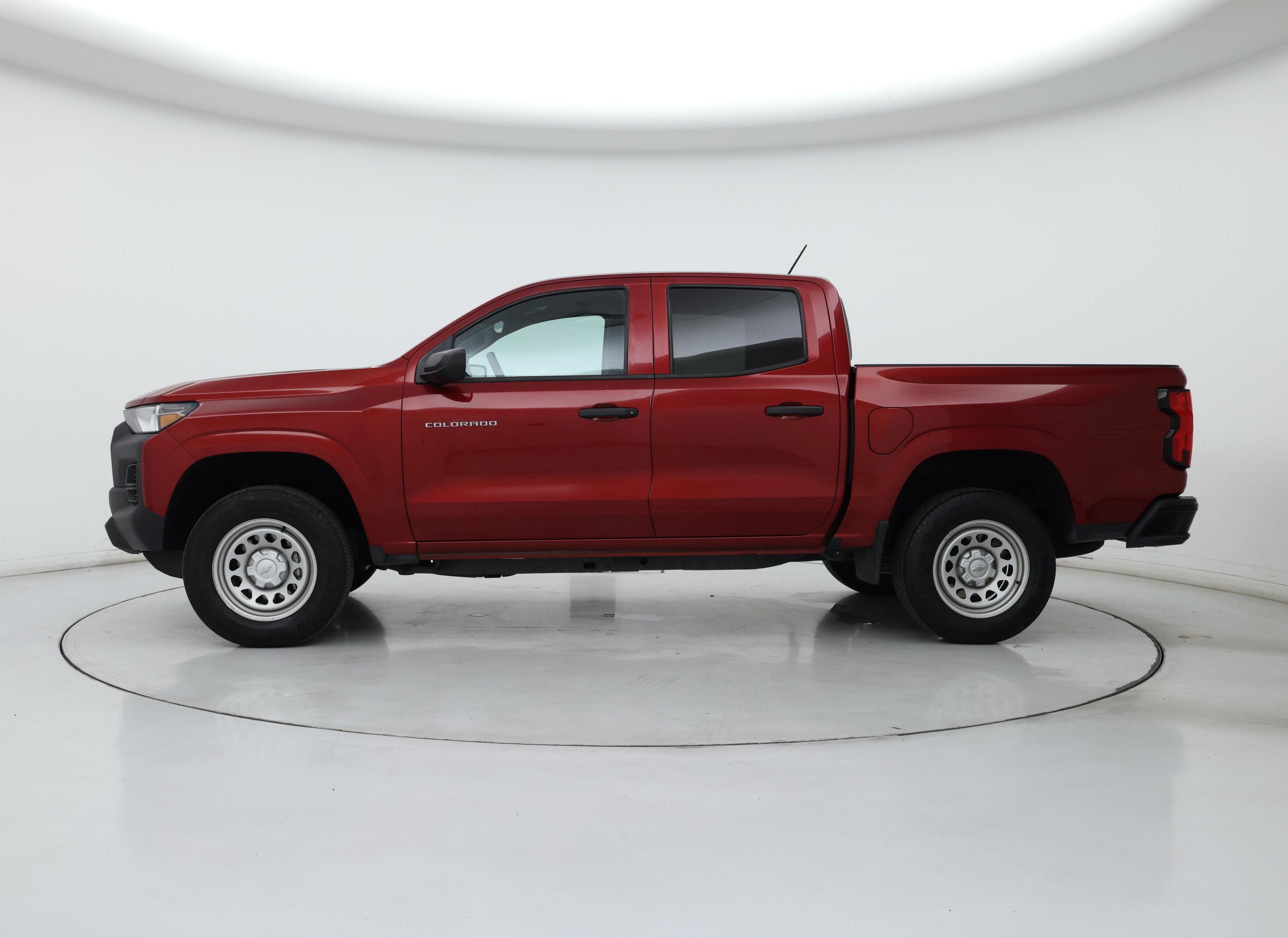 Thumbnail: 2023 Chevrolet Colorado - 3