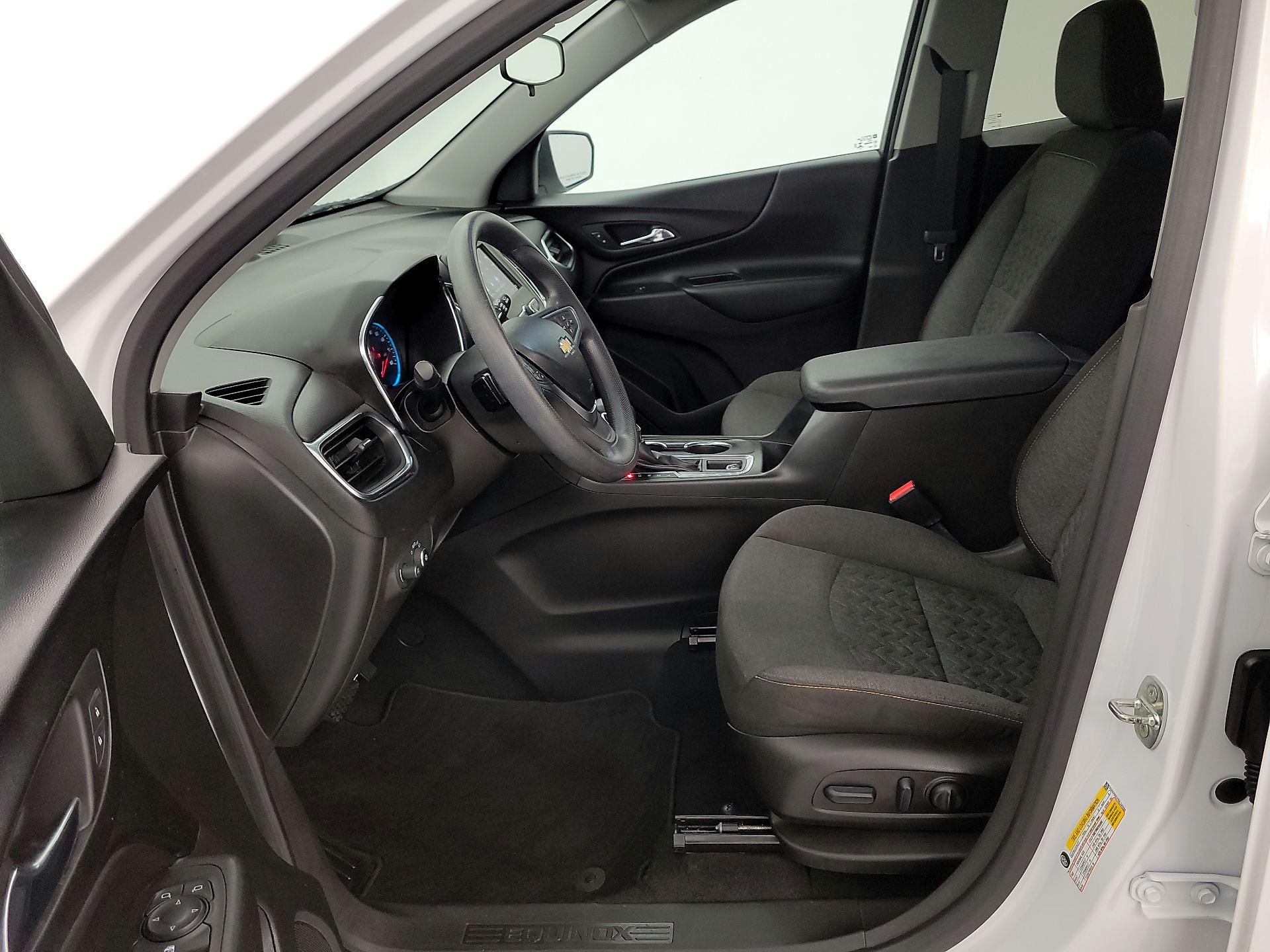 Thumbnail: 2022 Chevrolet Equinox - 11