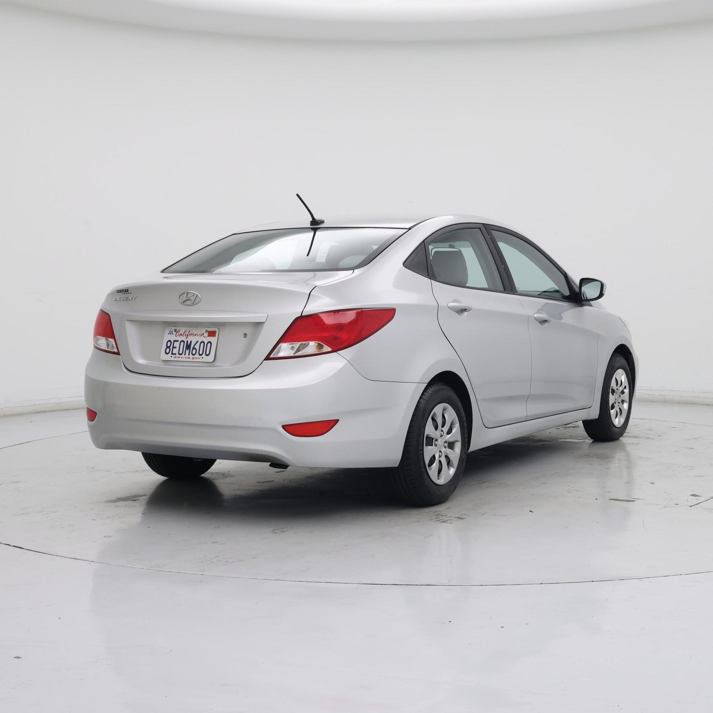 Thumbnail: 2017 Hyundai Accent - 8
