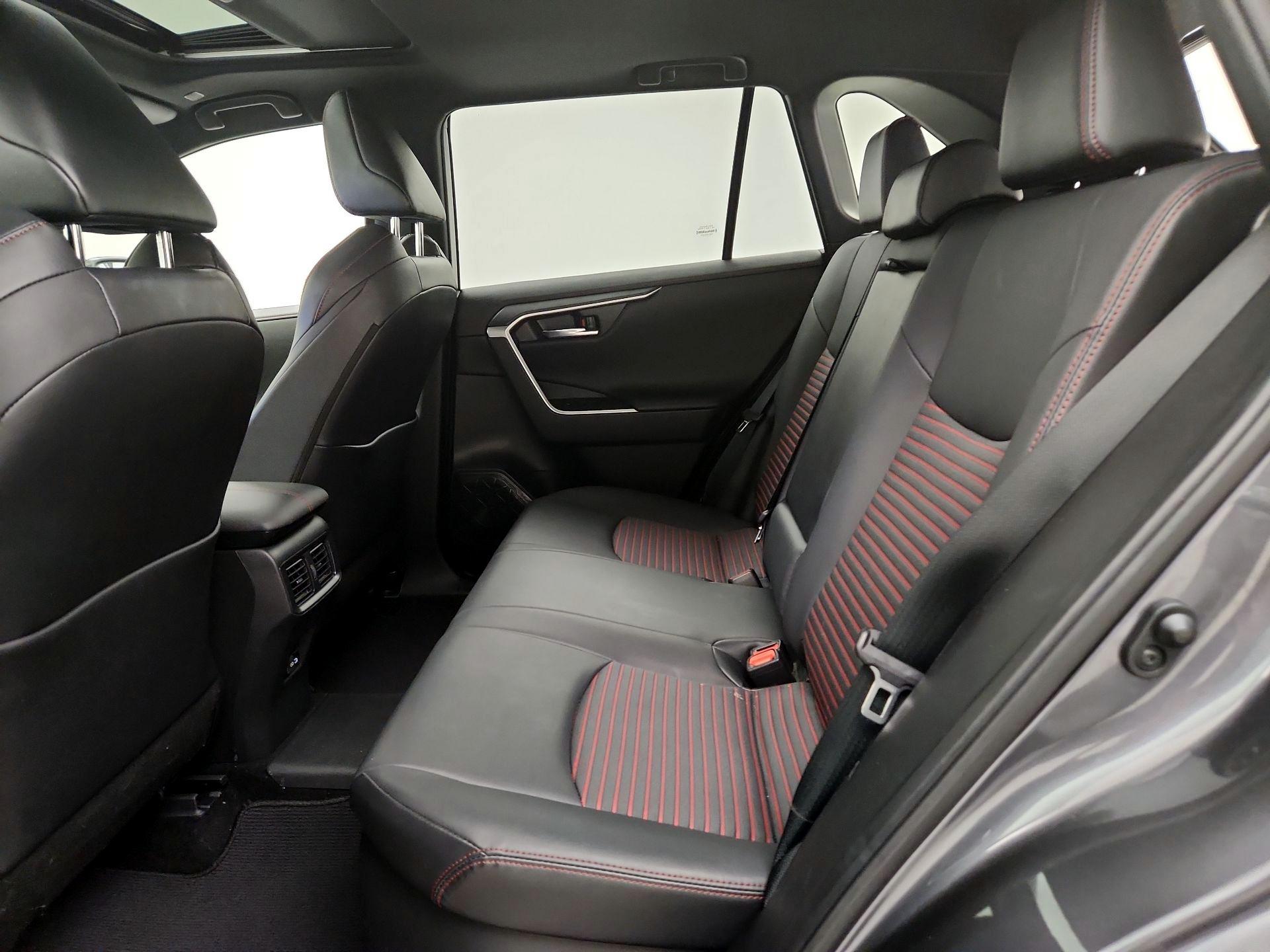 Thumbnail: 2023 Toyota RAV4 - 20