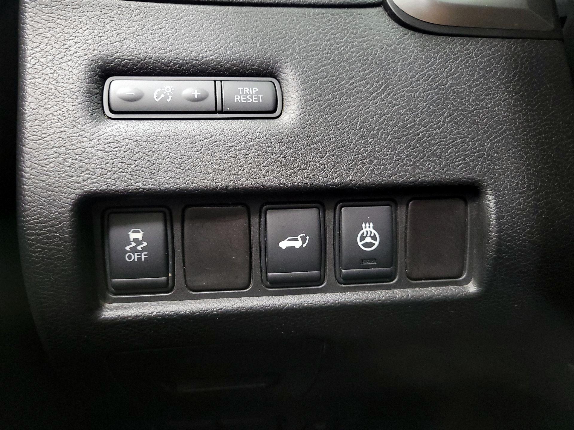 Thumbnail: 2015 Nissan Murano - 13
