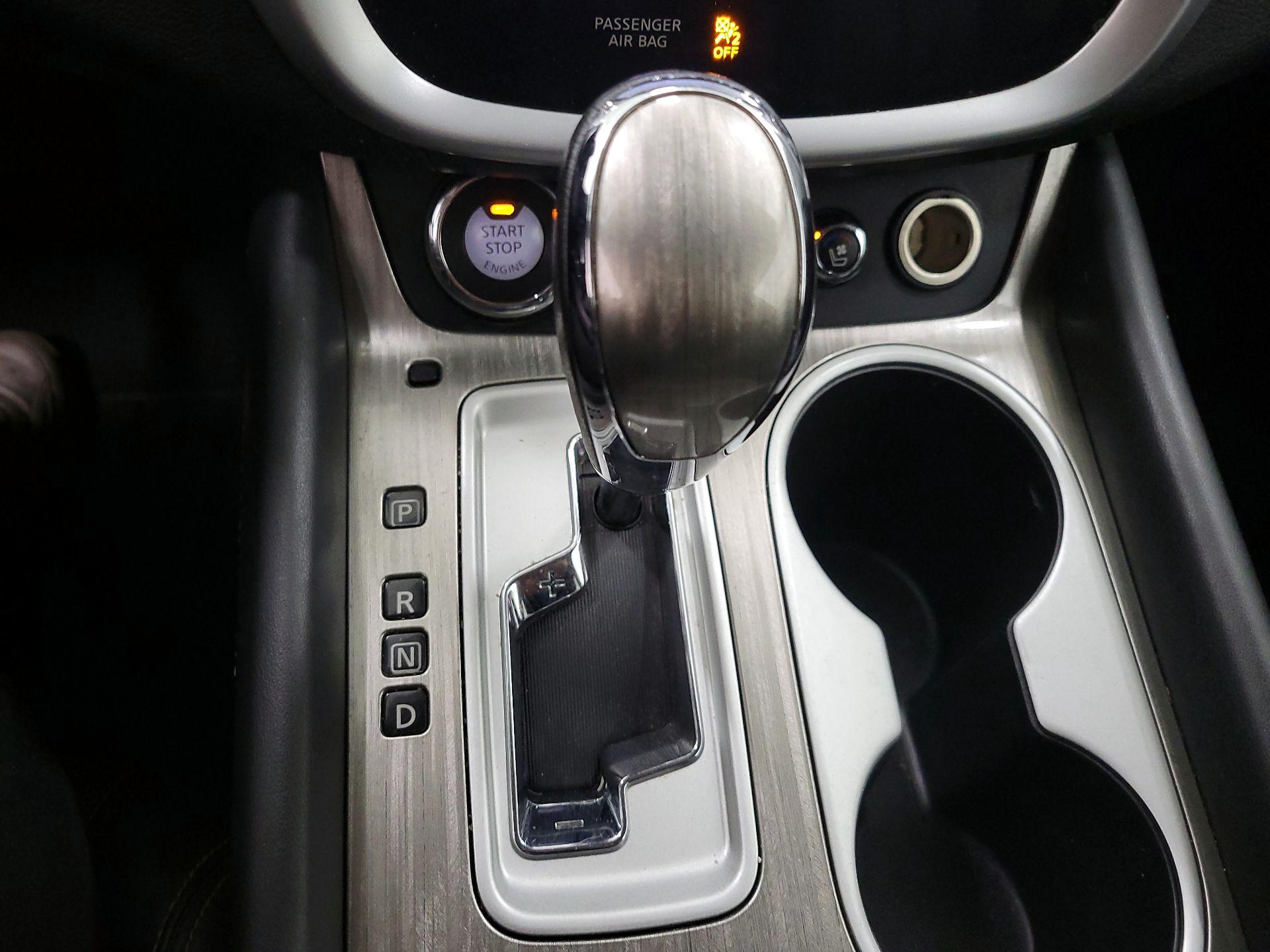 Thumbnail: 2015 Nissan Murano - 18