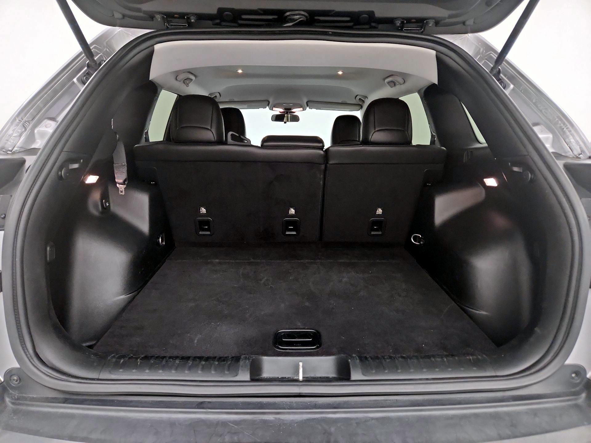 Thumbnail: 2019 Jeep Cherokee - 20