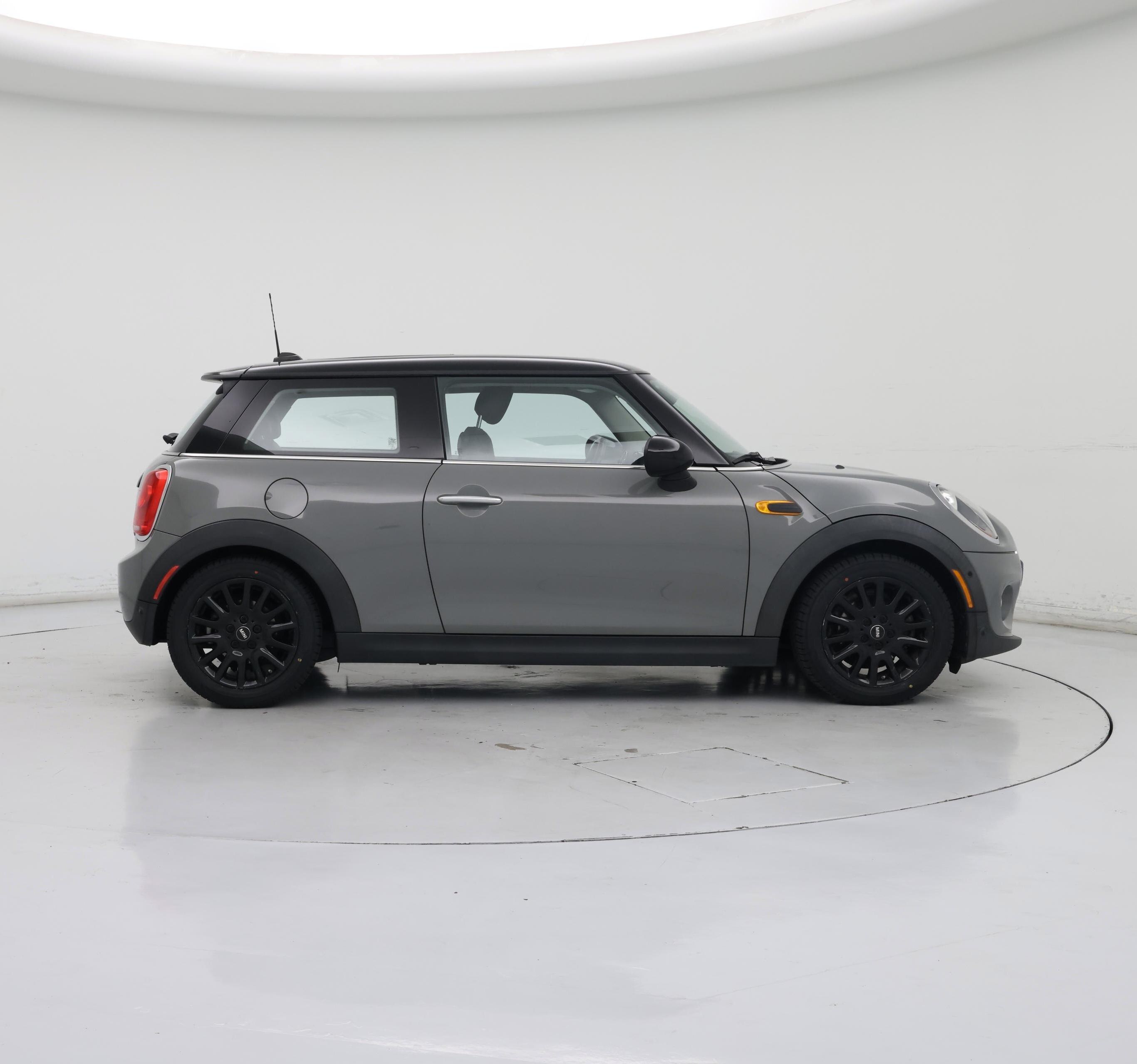 Thumbnail: 2018 MINI Cooper Hardtop - 7