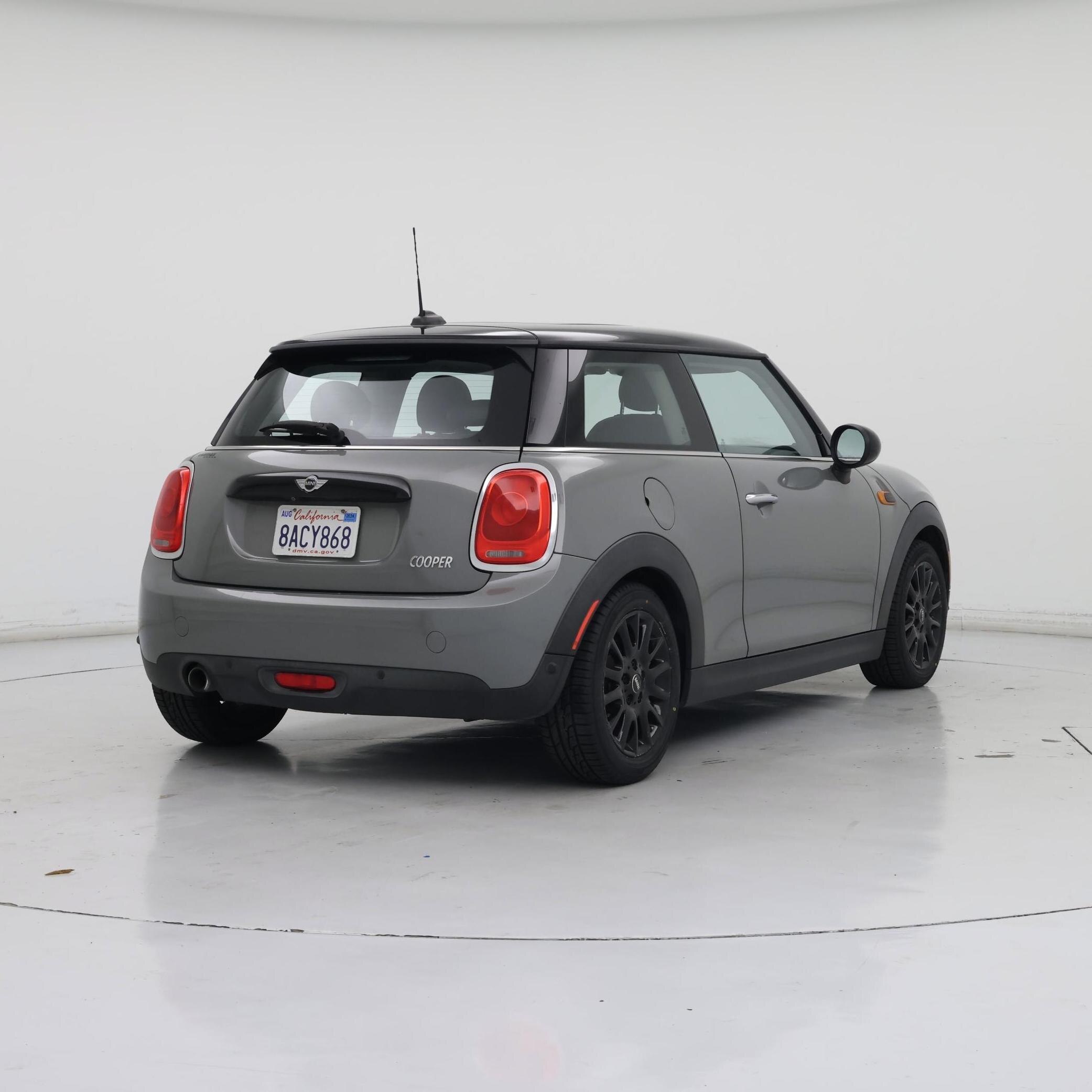 Thumbnail: 2018 MINI Cooper Hardtop - 8