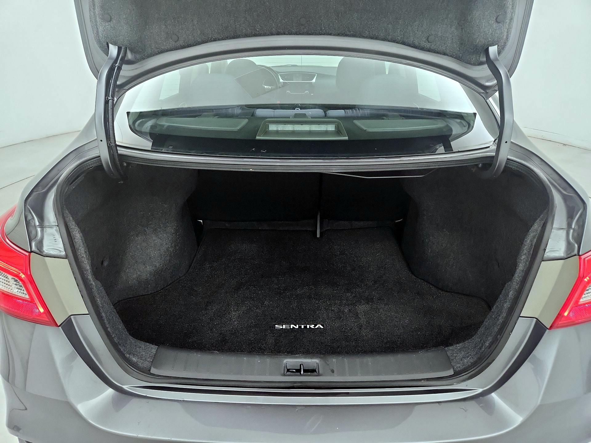 Thumbnail: 2018 Nissan Sentra - 20