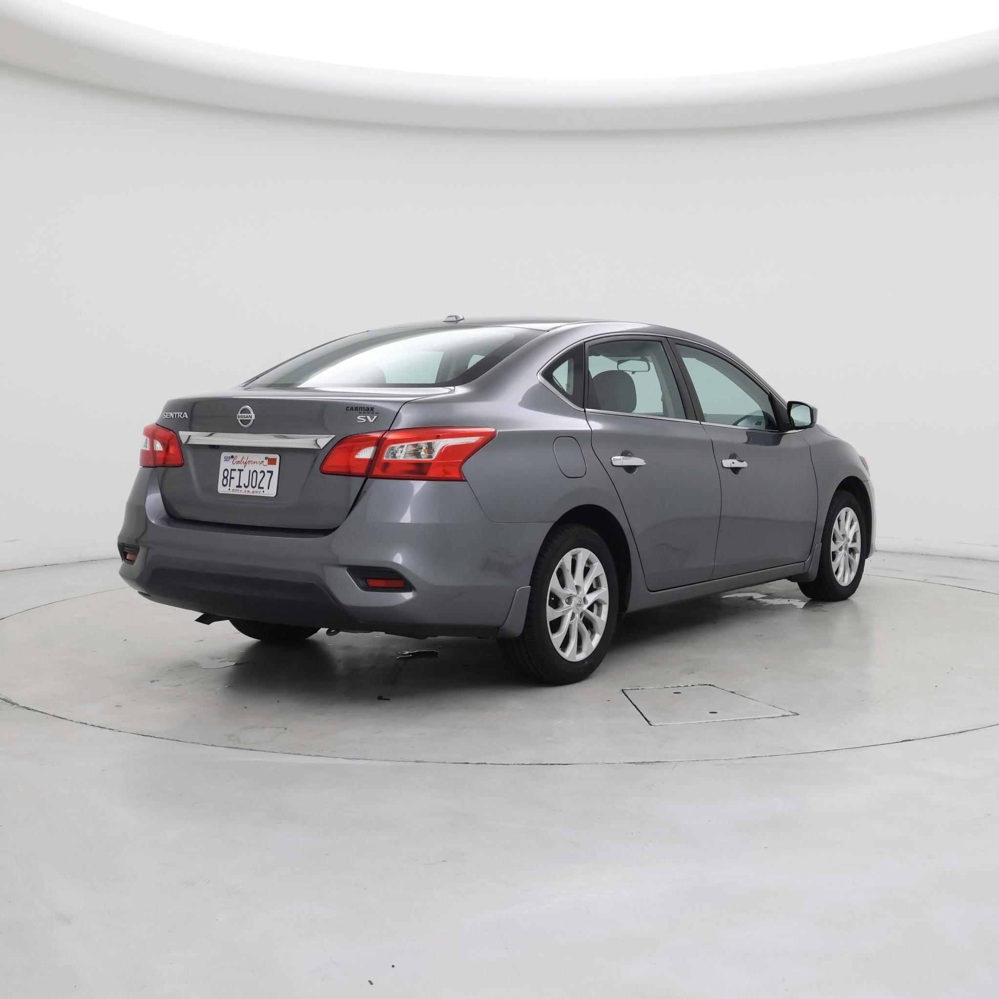 Thumbnail: 2018 Nissan Sentra - 8