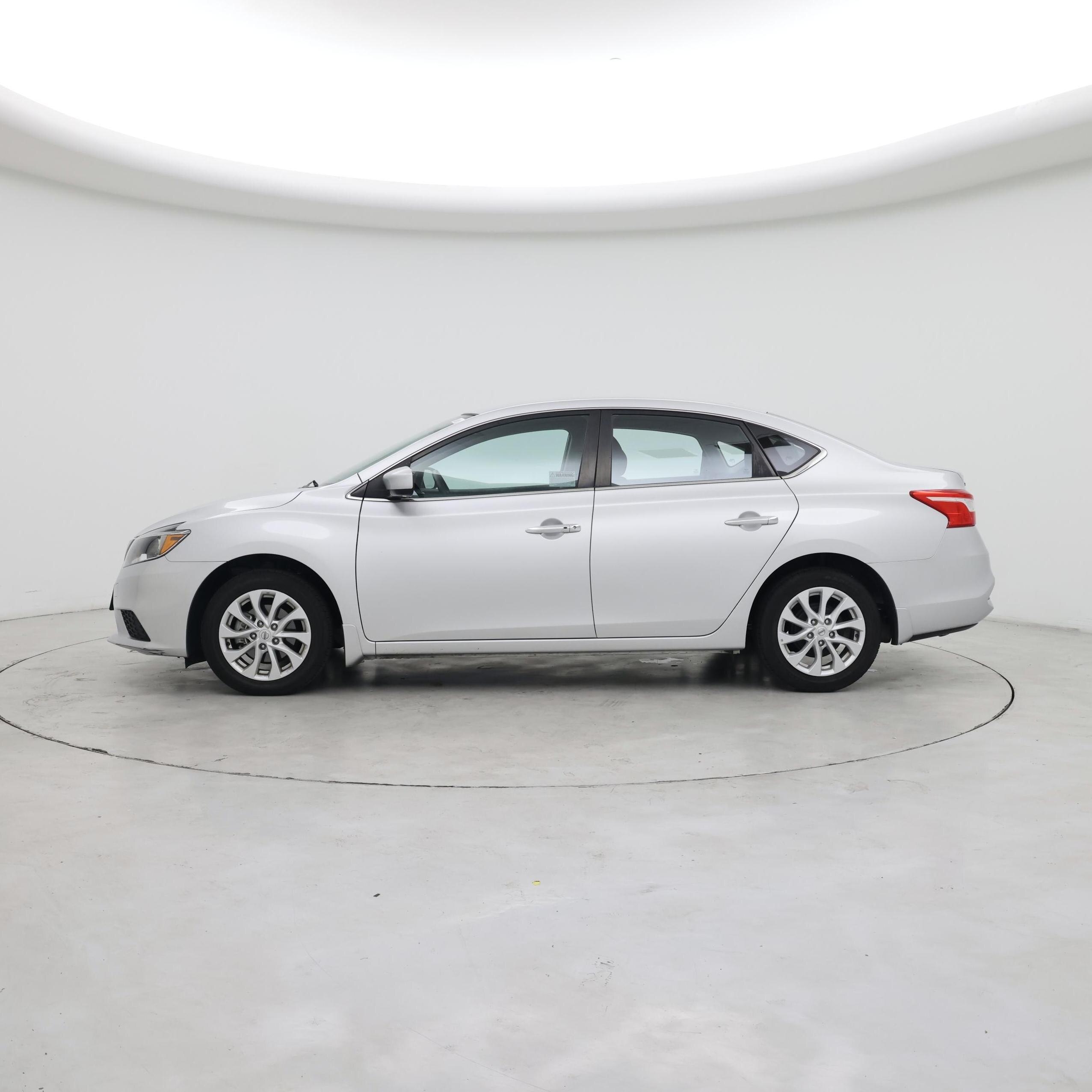 Thumbnail: 2019 Nissan Sentra - 3