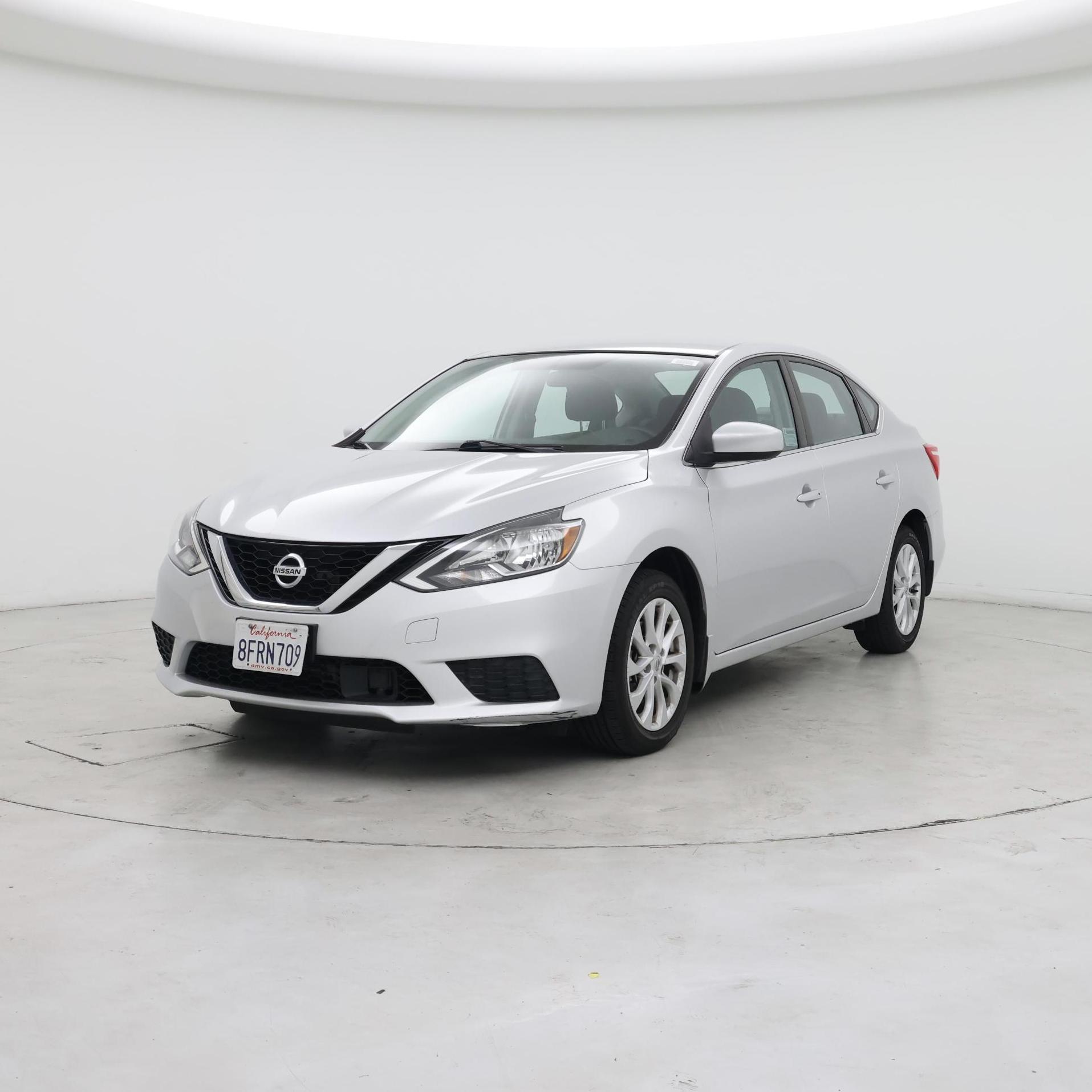 Thumbnail: 2019 Nissan Sentra - 4