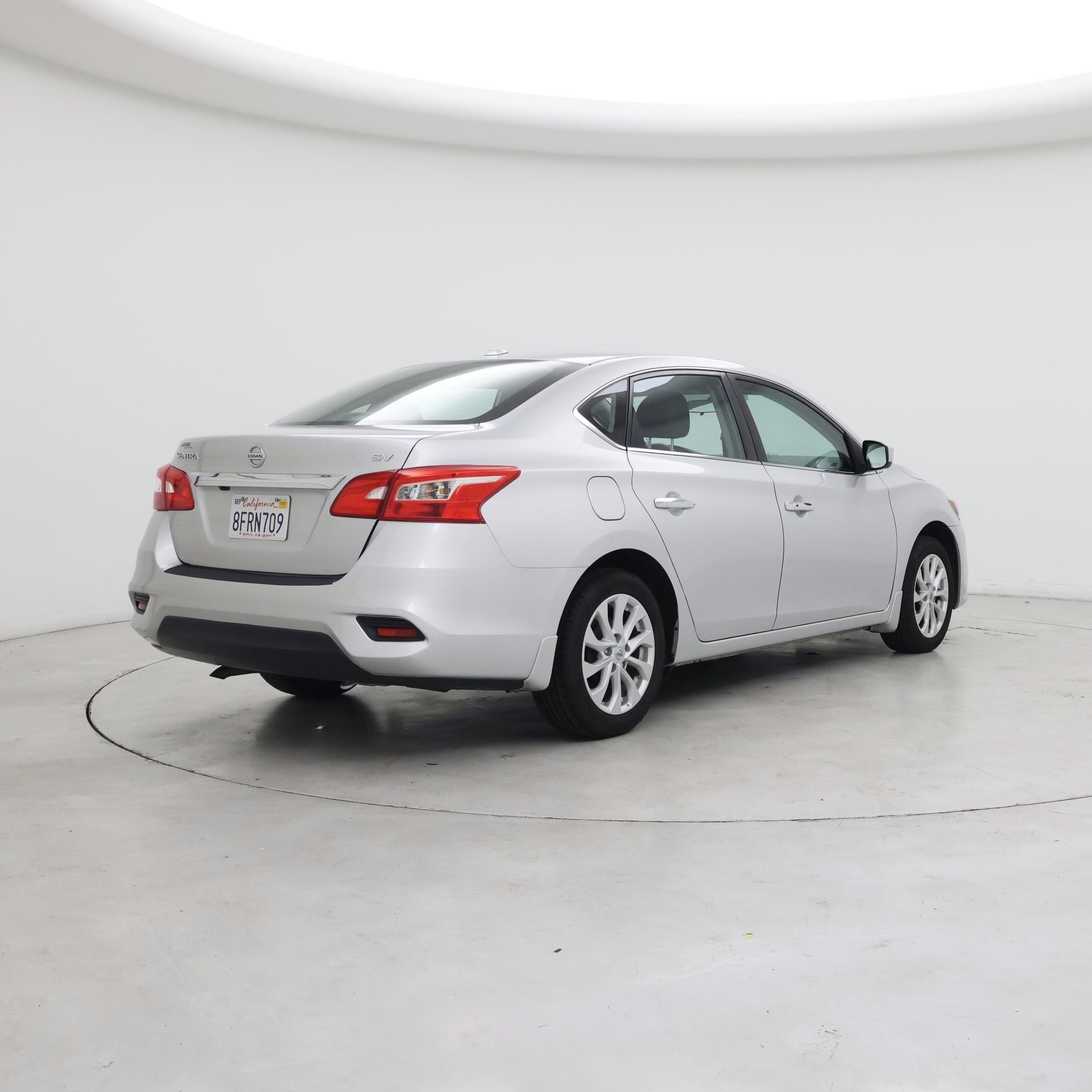 Thumbnail: 2019 Nissan Sentra - 8