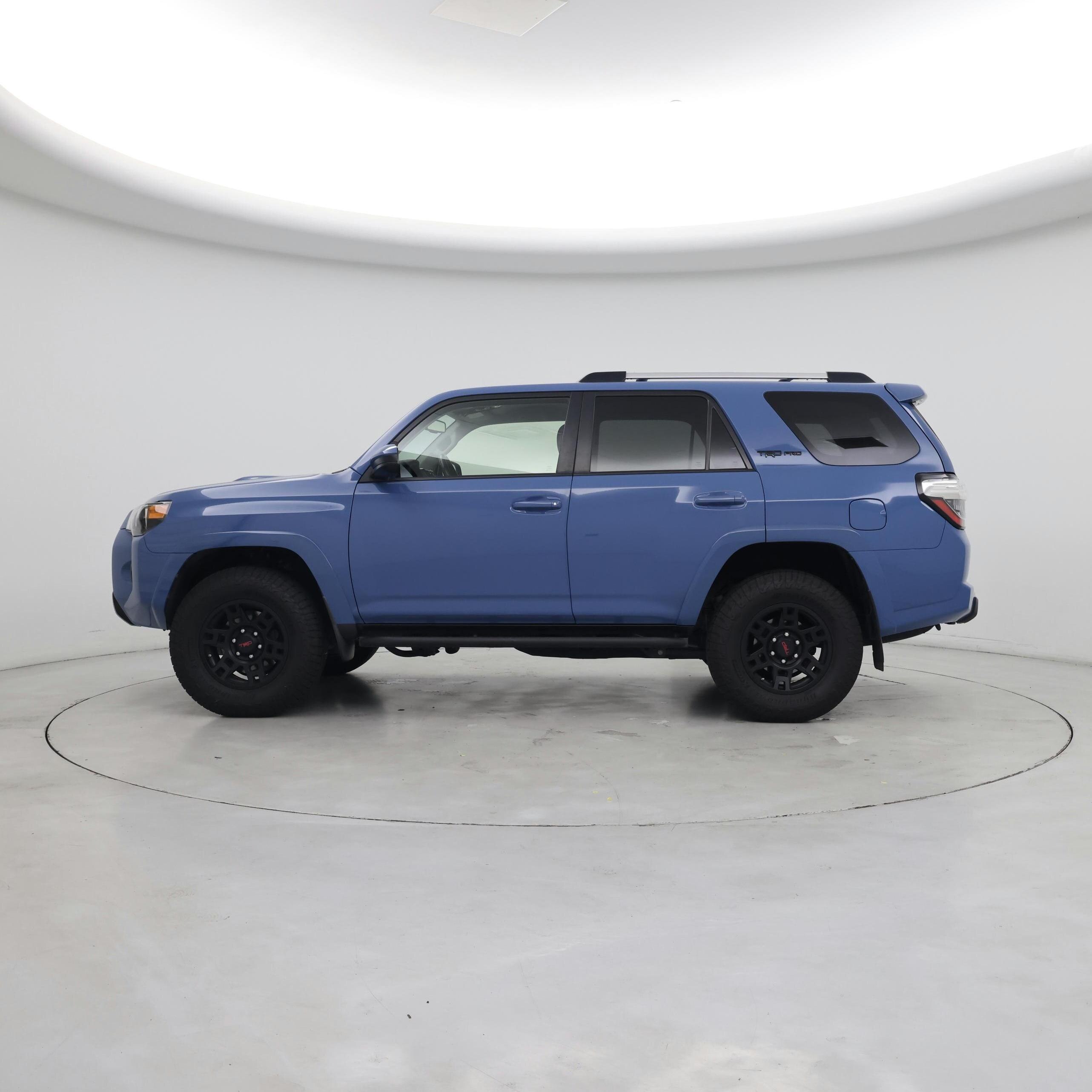 Thumbnail: 2018 Toyota 4Runner - 3