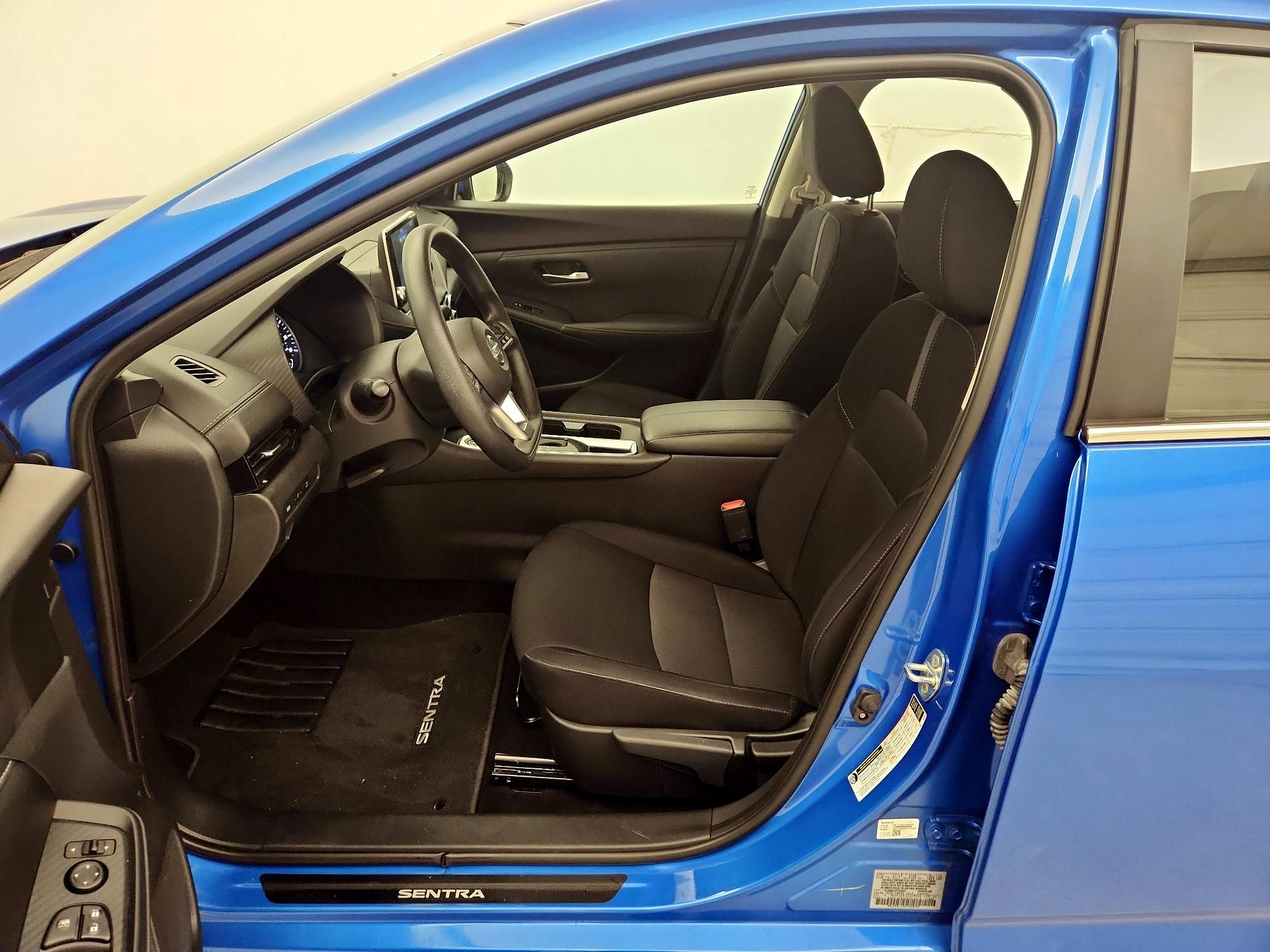 Thumbnail: 2023 Nissan Sentra - 11