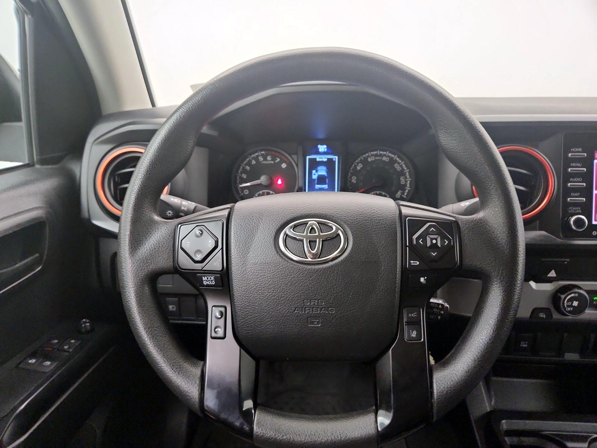 Thumbnail: 2022 Toyota Tacoma - 10