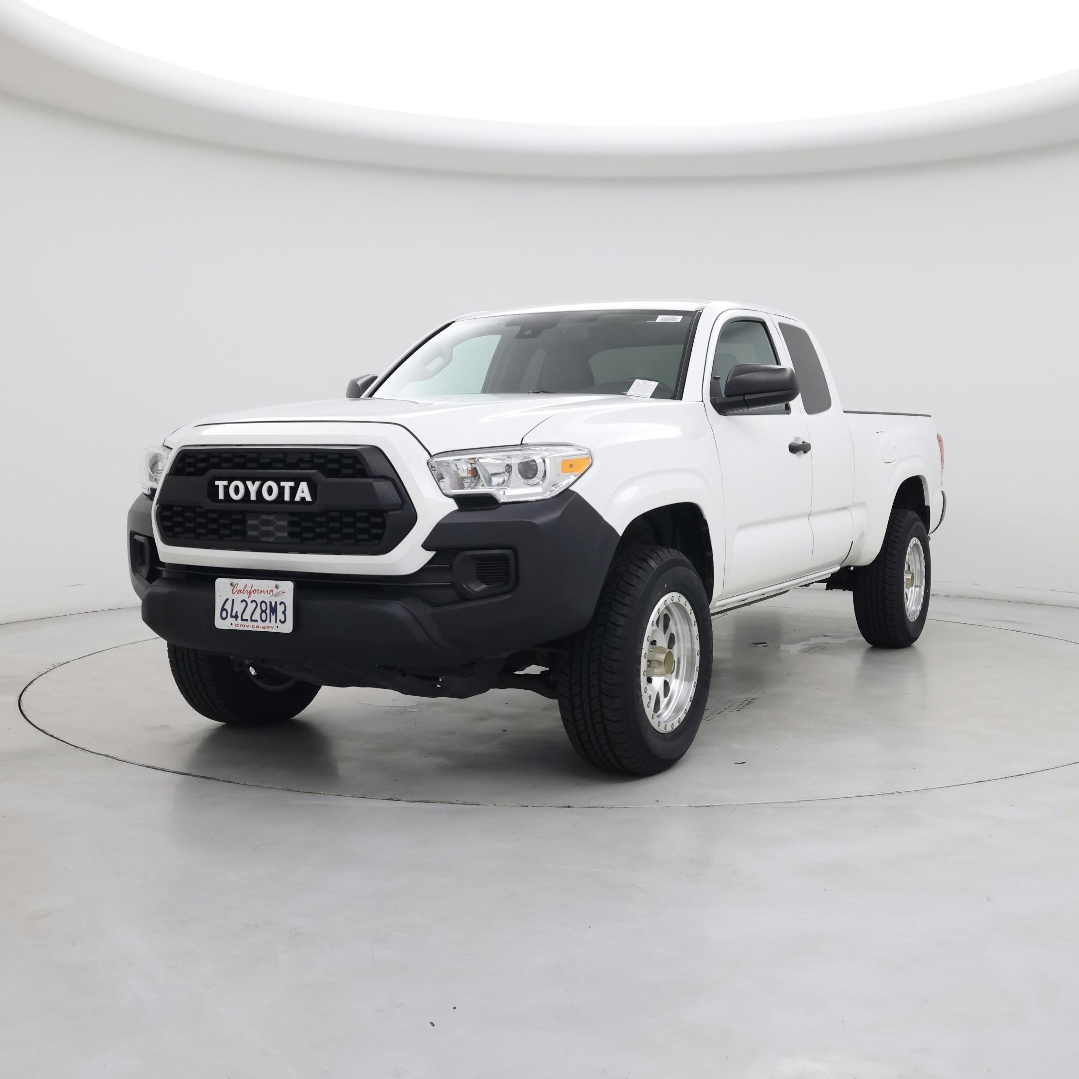 Thumbnail: 2022 Toyota Tacoma - 4