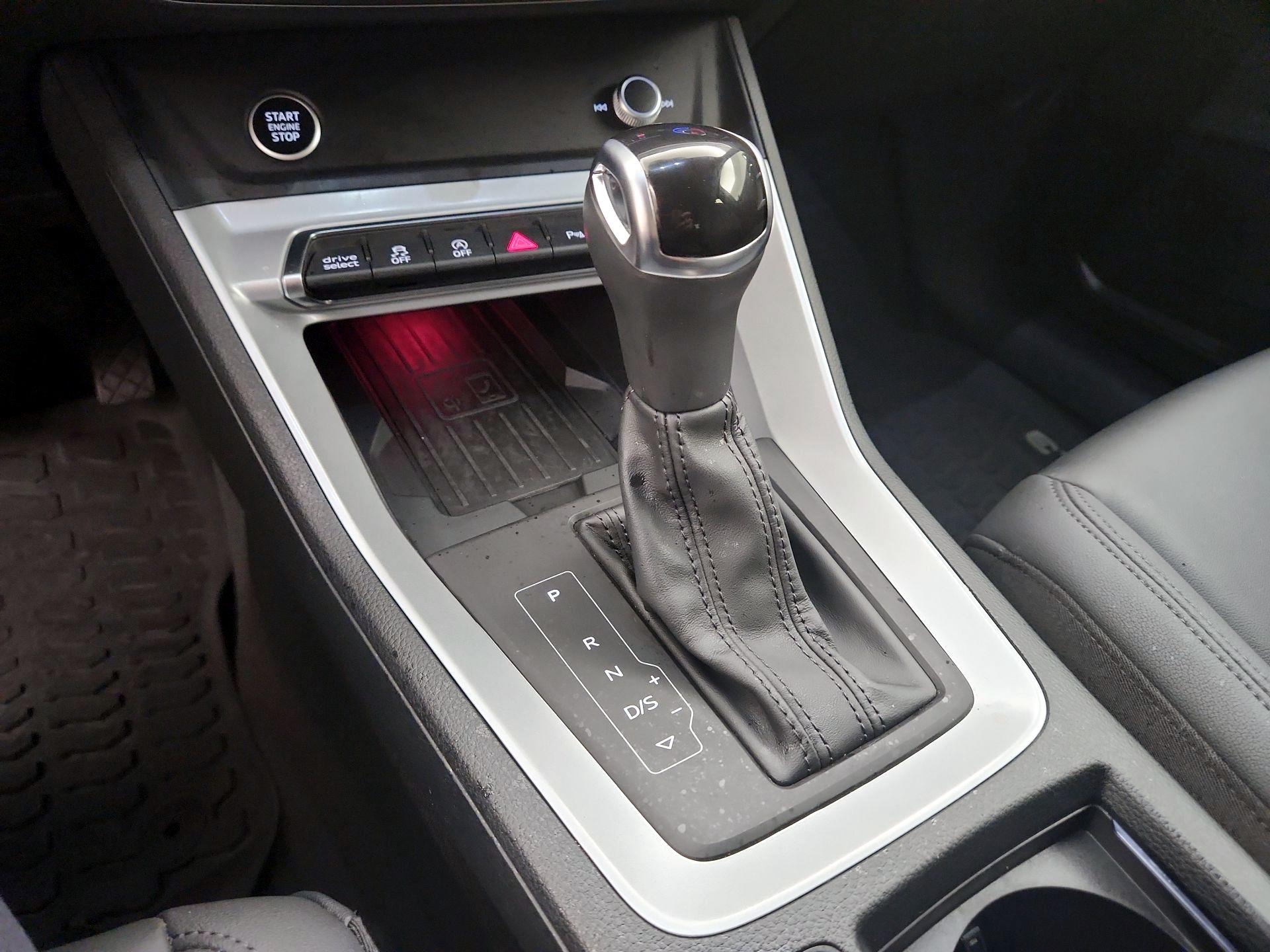 Thumbnail: 2021 Audi Q3 - 17