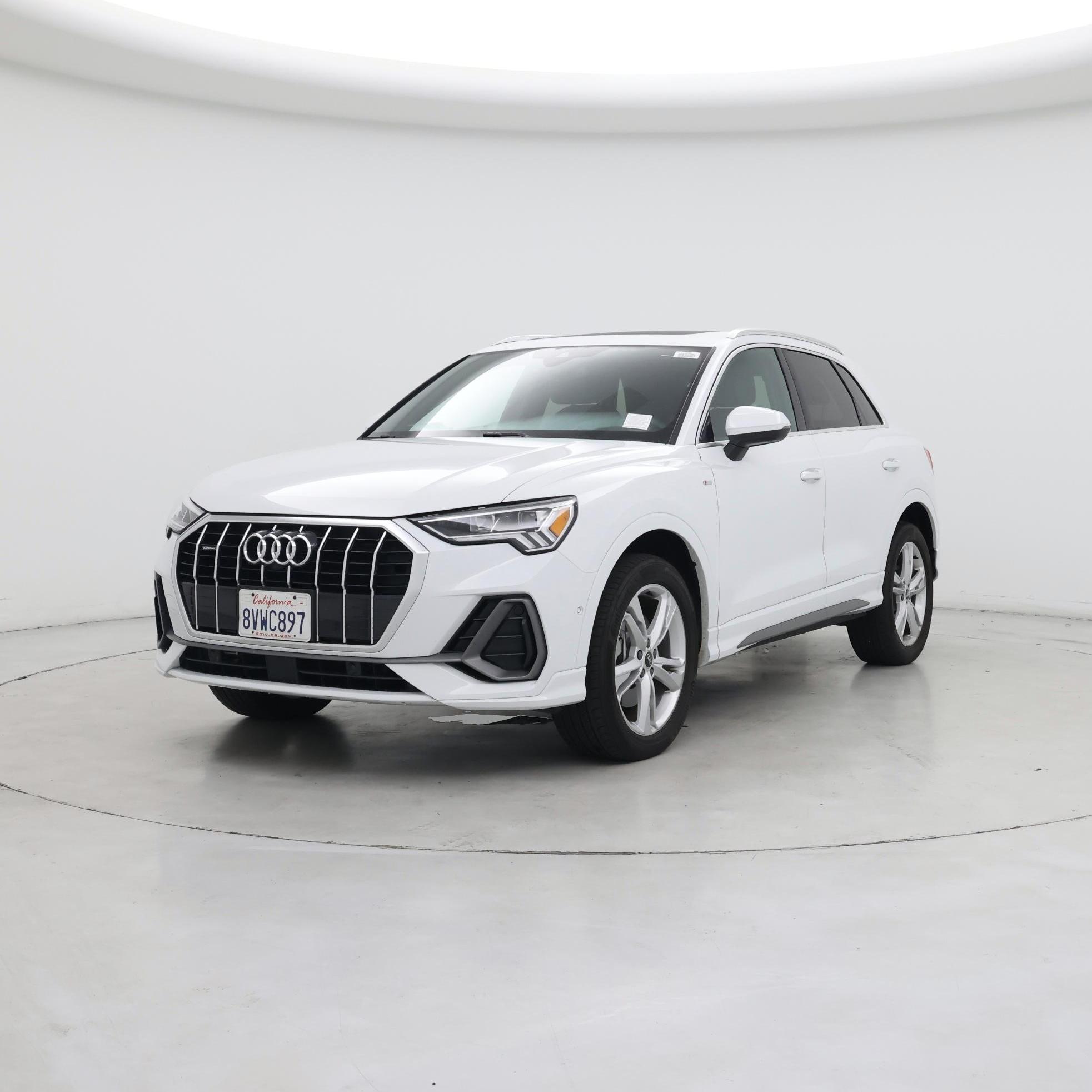 Thumbnail: 2021 Audi Q3 - 4