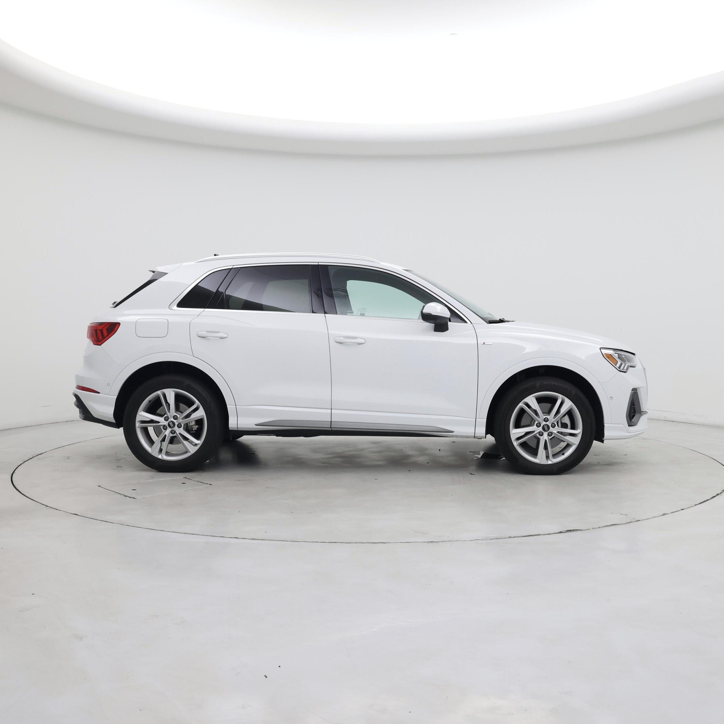 Thumbnail: 2021 Audi Q3 - 7