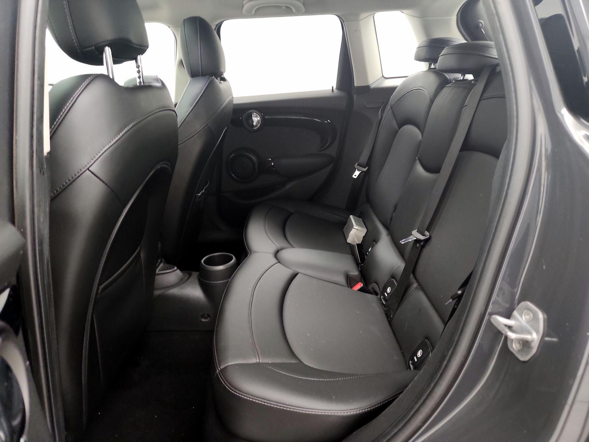 Thumbnail: 2017 MINI Cooper Hardtop - 20
