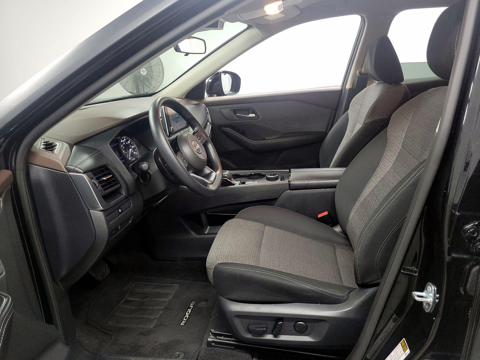 Thumbnail: 2023 Nissan Rogue - 11