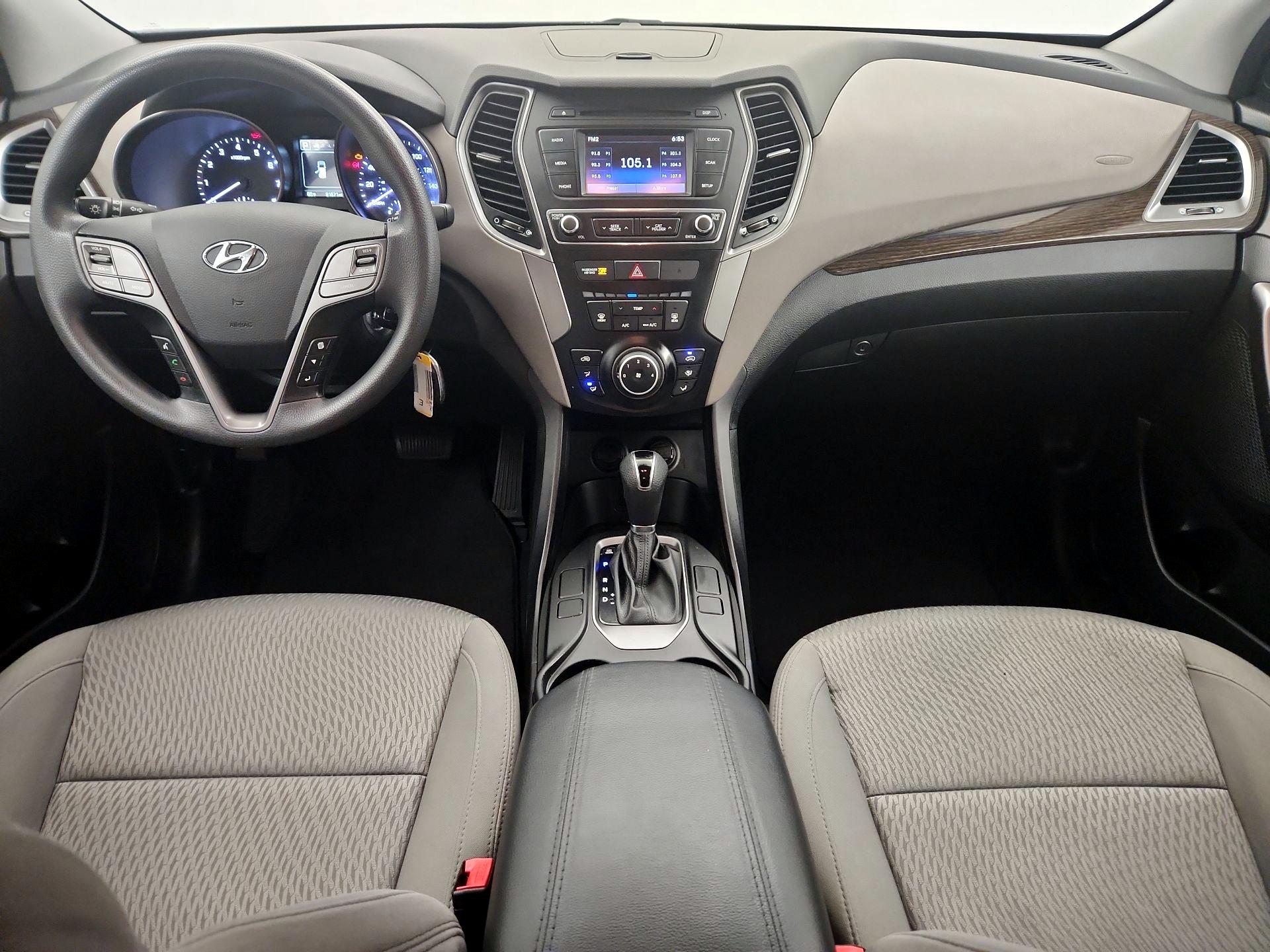 Thumbnail: 2017 Hyundai Santa Fe - 9