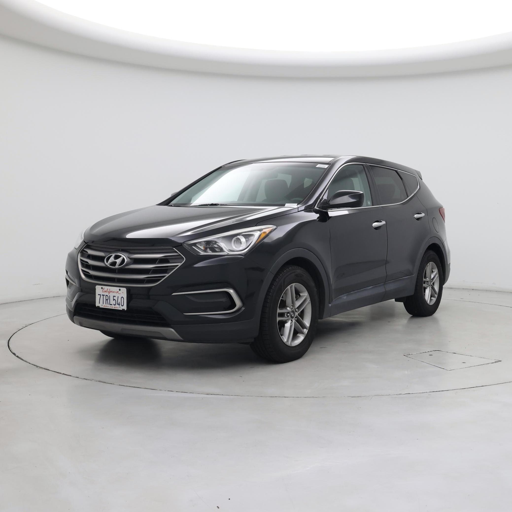 Thumbnail: 2017 Hyundai Santa Fe - 4